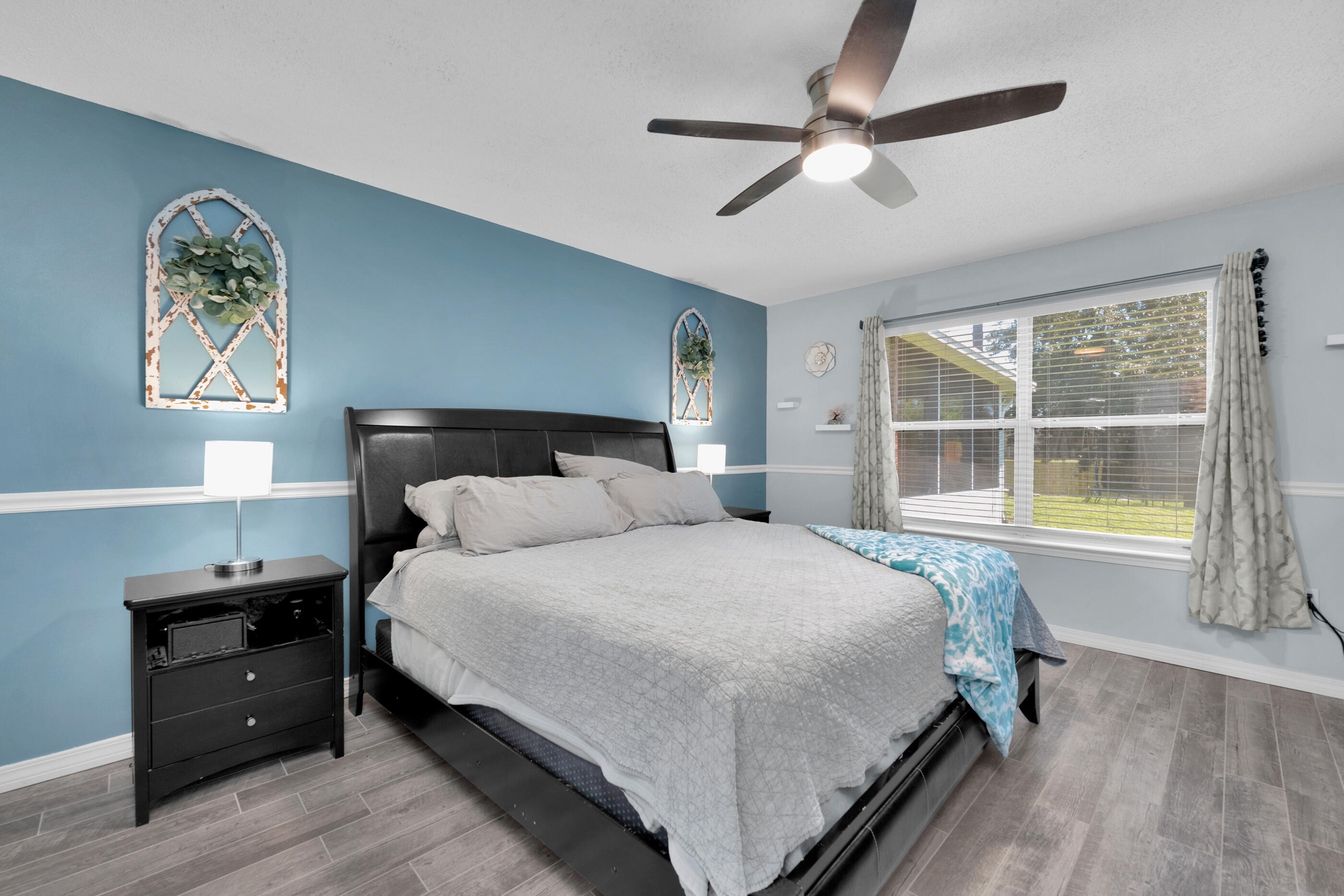 HOLLEY BY THE SEA - Residential