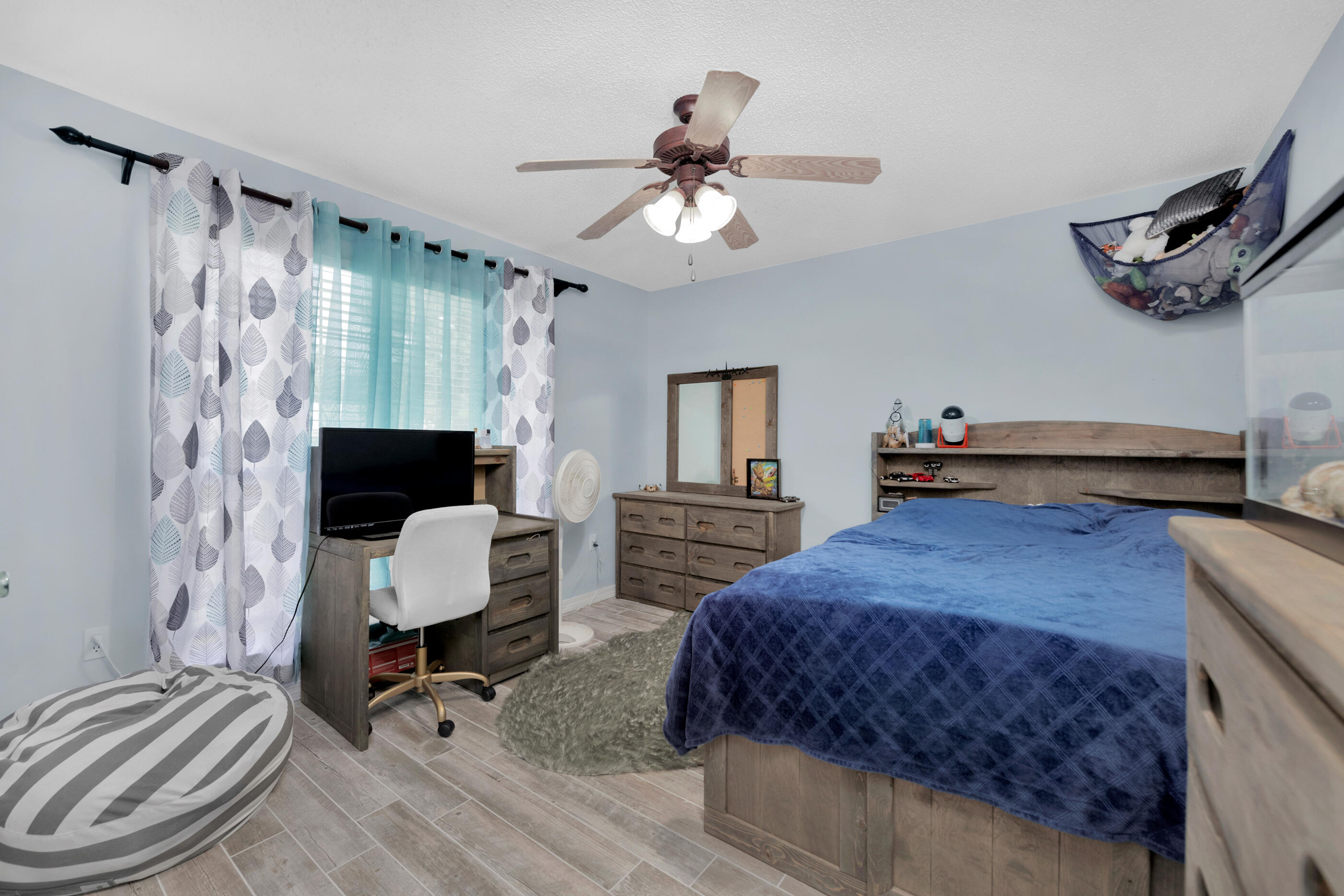 HOLLEY BY THE SEA - Residential