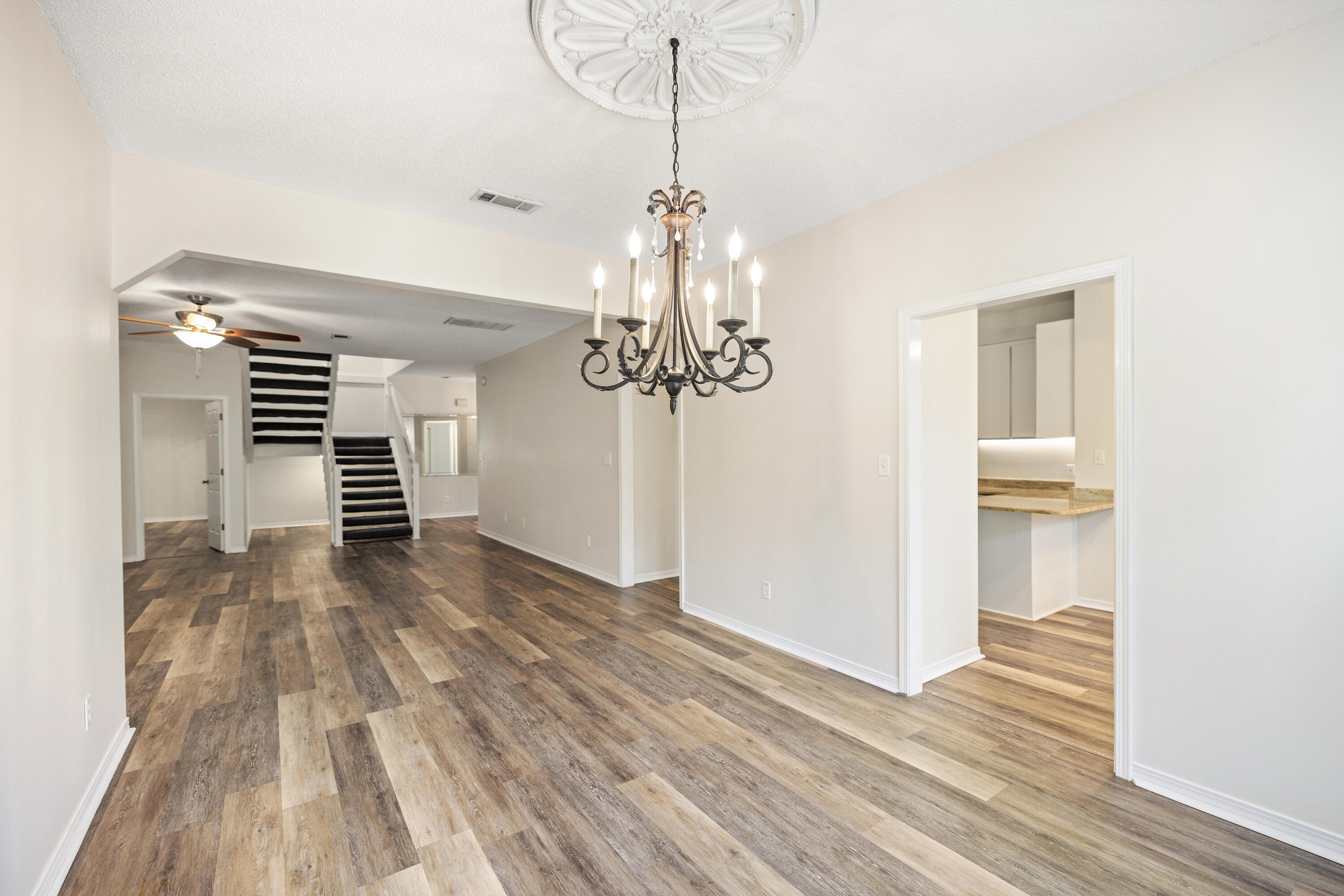 PARKWOOD ESTATES PH 1 BLUEWATER BAY - Residential Lease