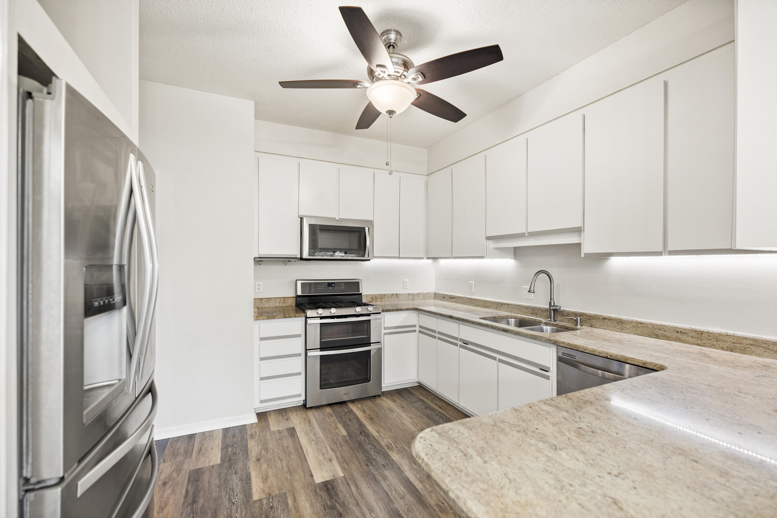 PARKWOOD ESTATES PH 1 BLUEWATER BAY - Residential Lease