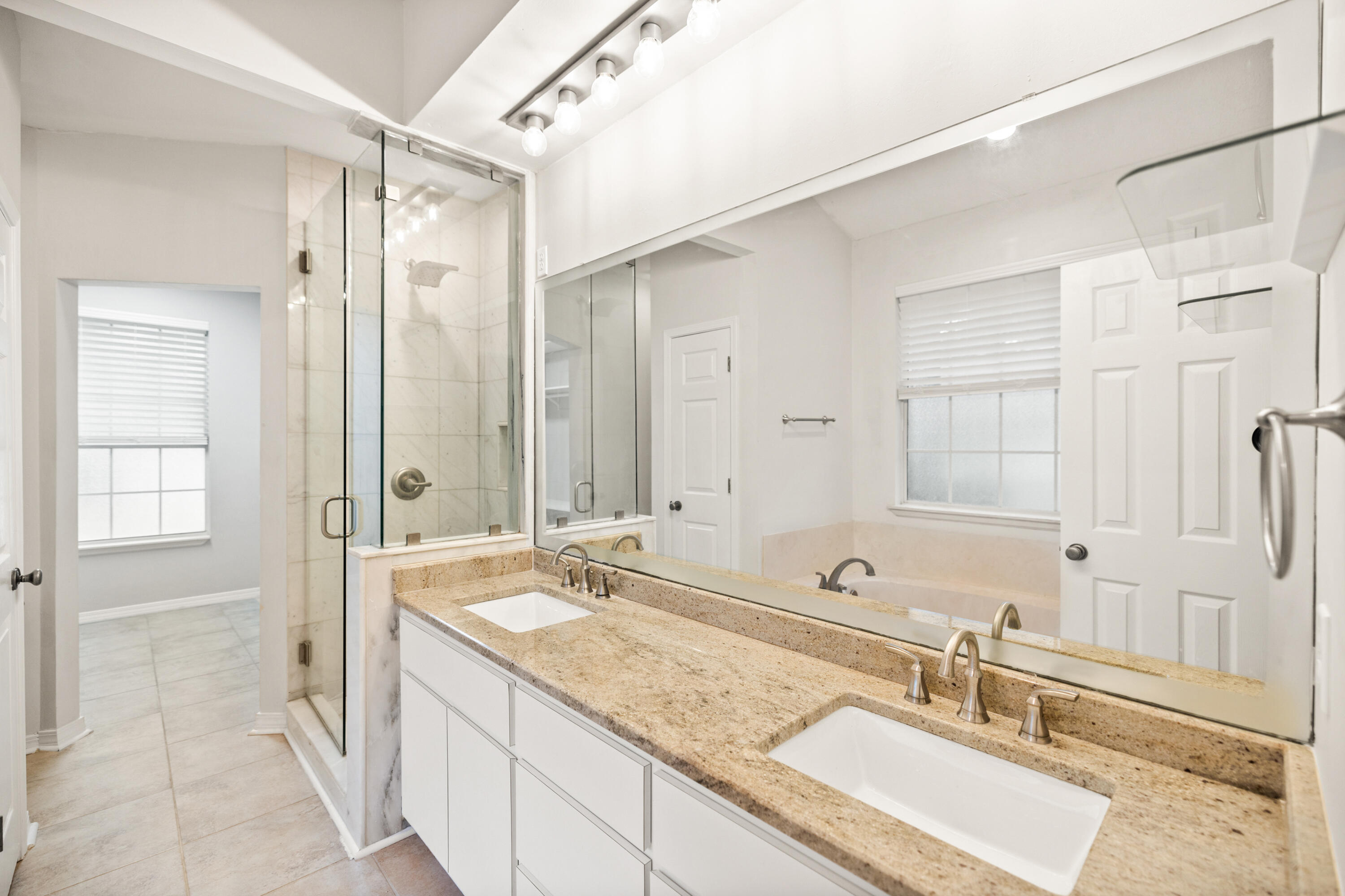 PARKWOOD ESTATES PH 1 BLUEWATER BAY - Residential Lease