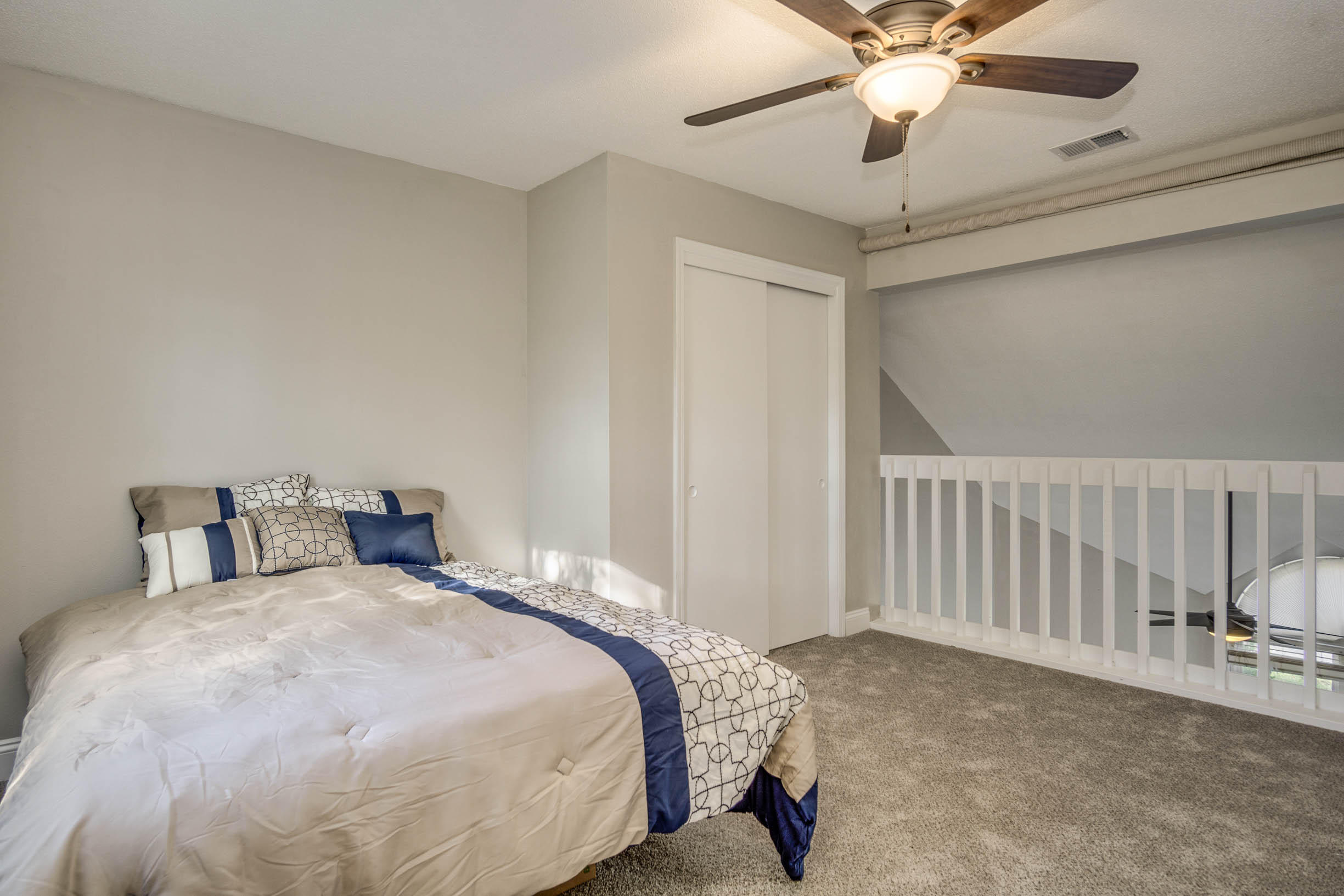 BRISTOL PARK - Residential