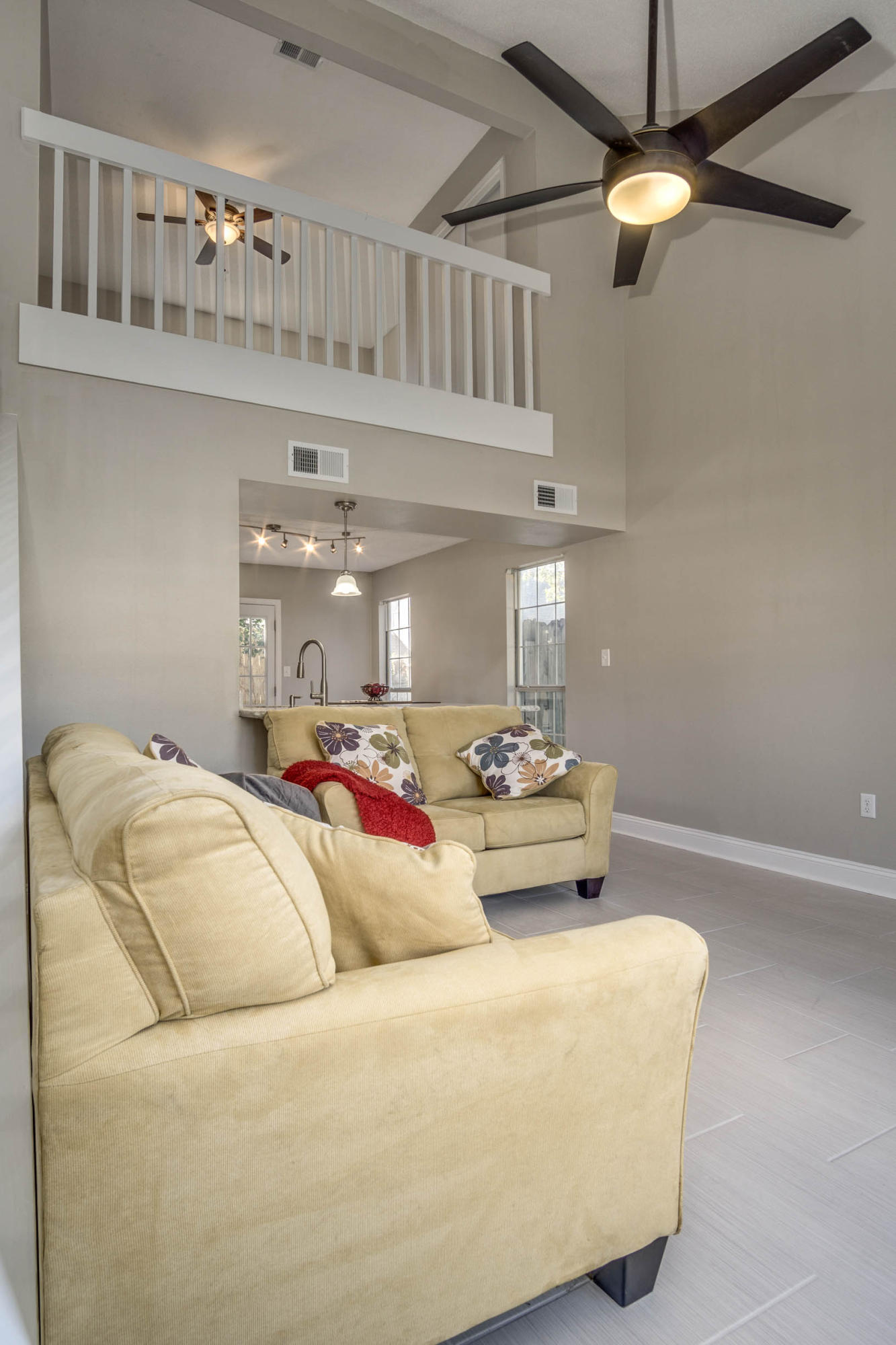 BRISTOL PARK - Residential