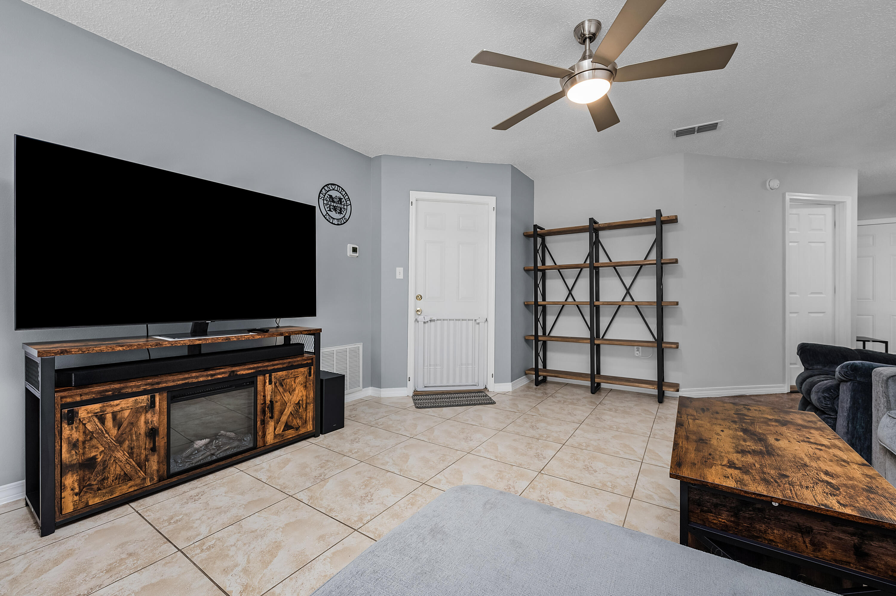 REDSTONE ESTATES - Residential