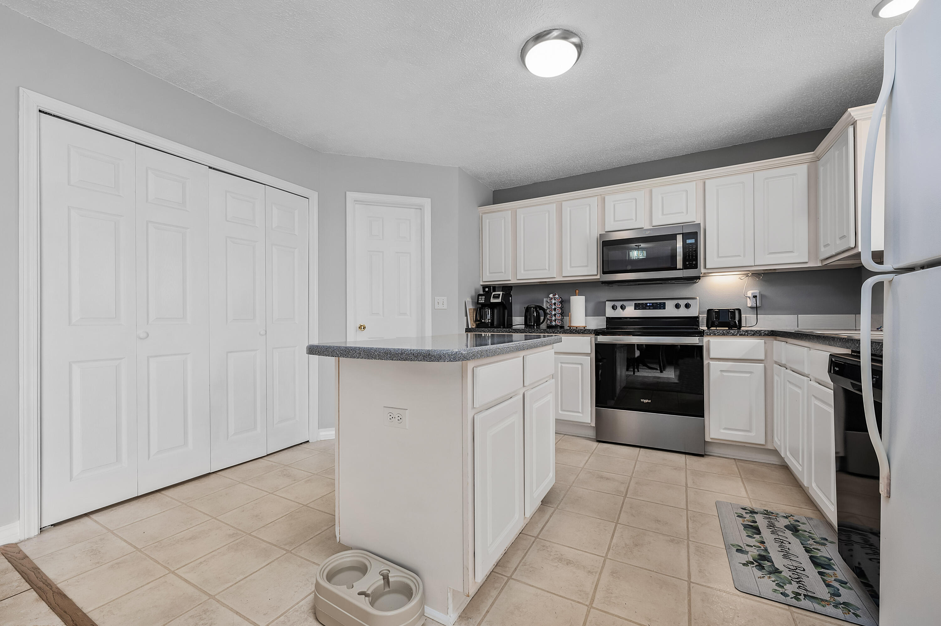 REDSTONE ESTATES - Residential
