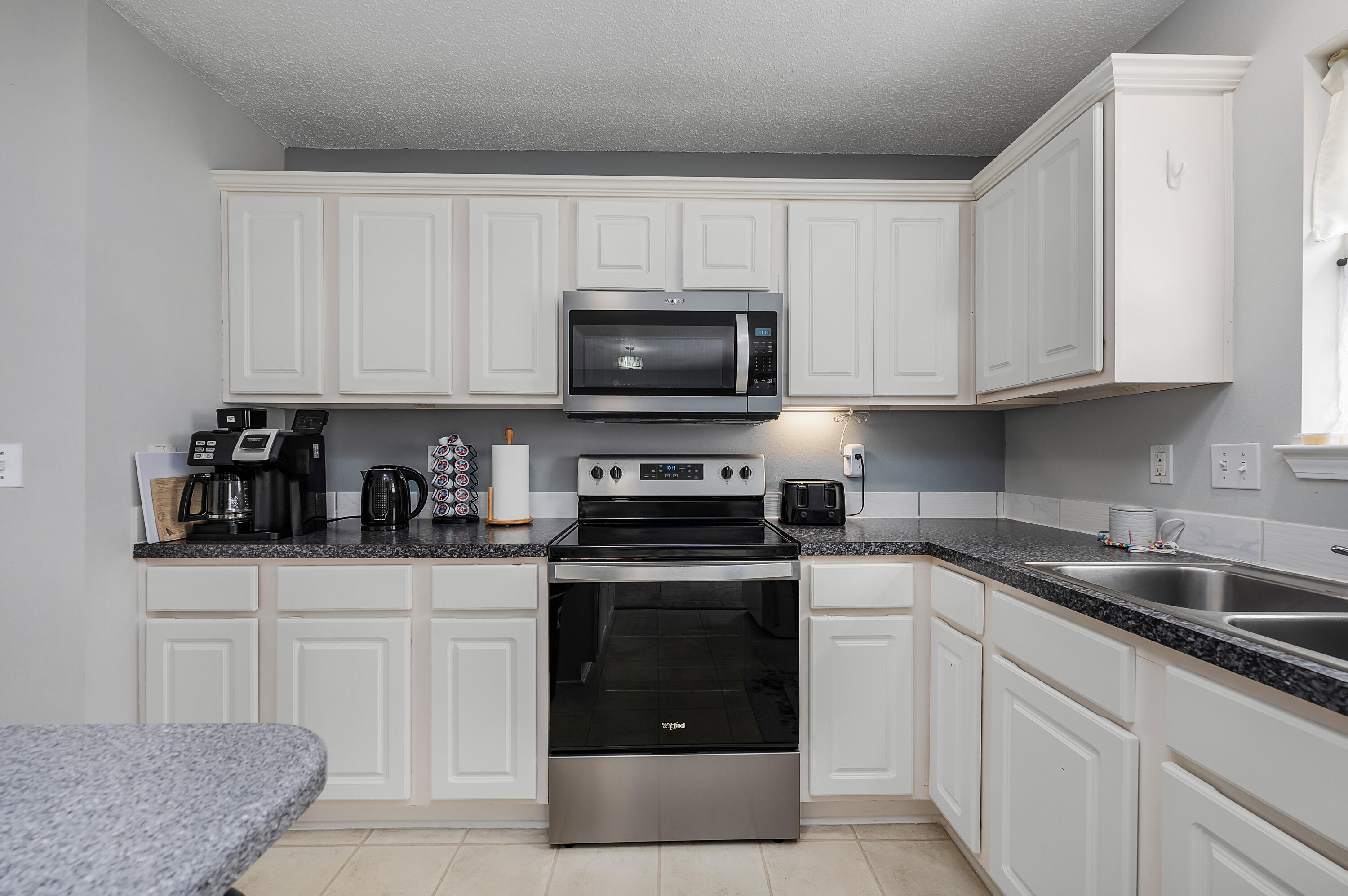 REDSTONE ESTATES - Residential