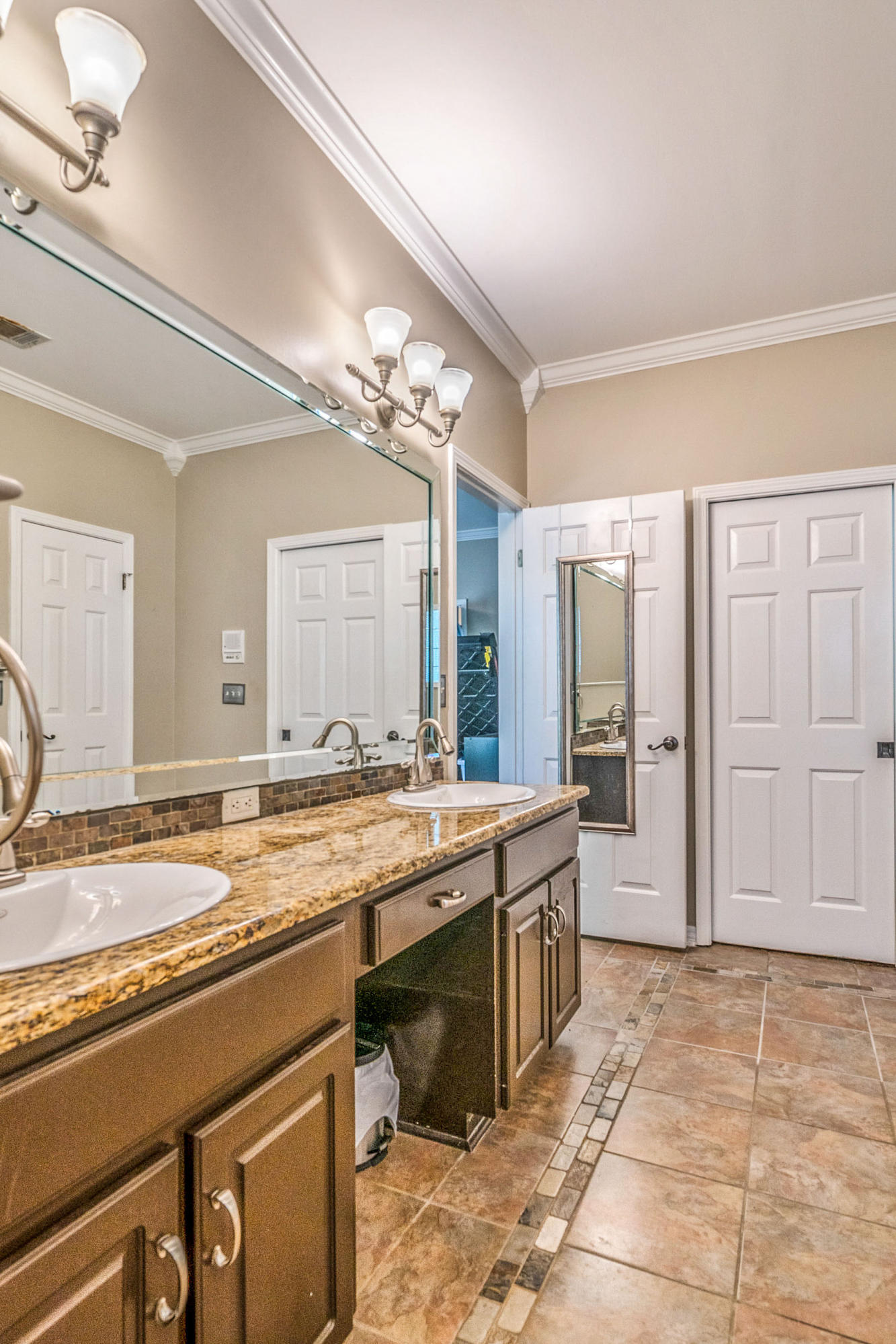 ROCKY BAYOU ESTATES 08A - Residential