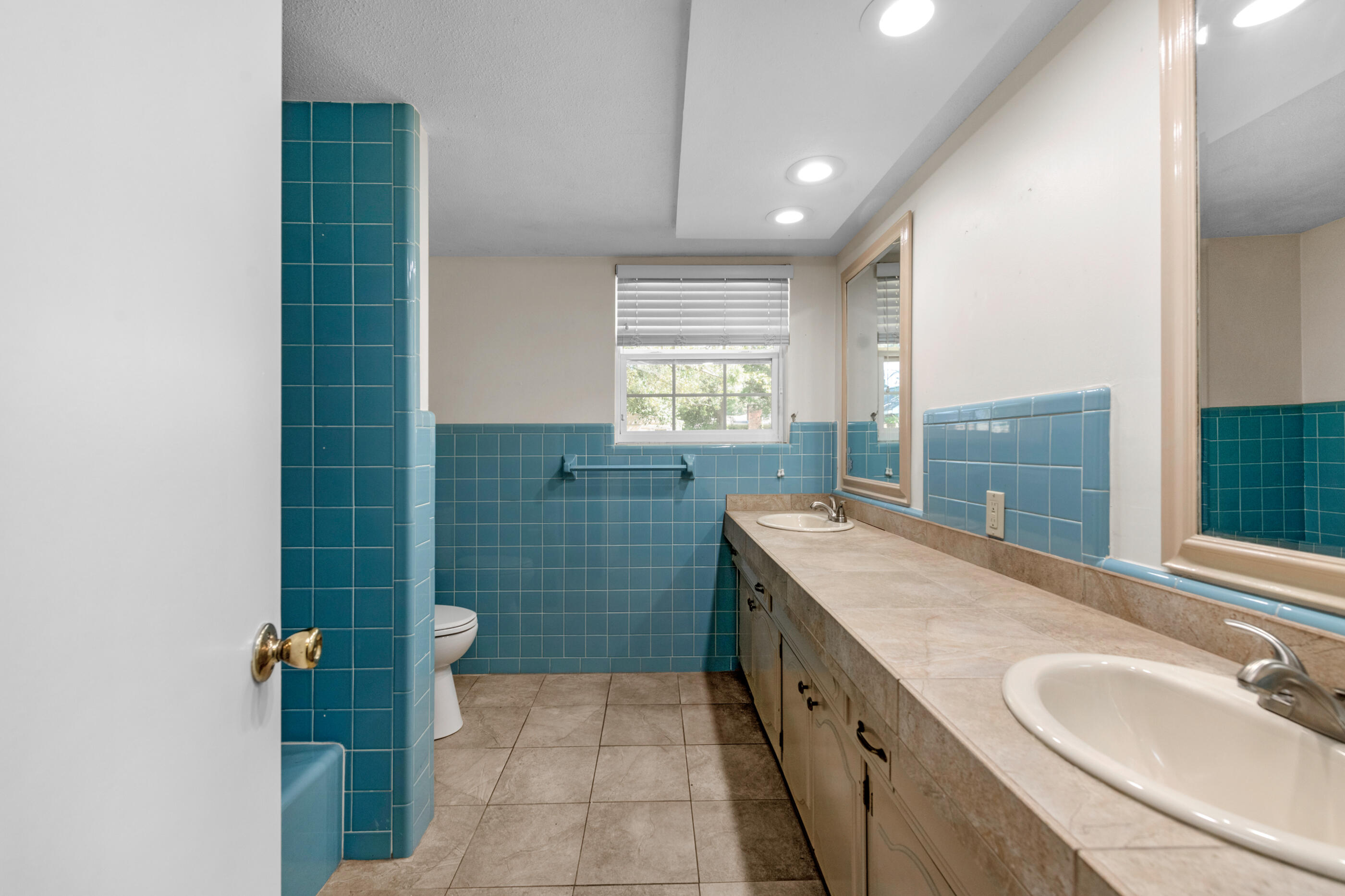 BAYOU POQUITO - Residential