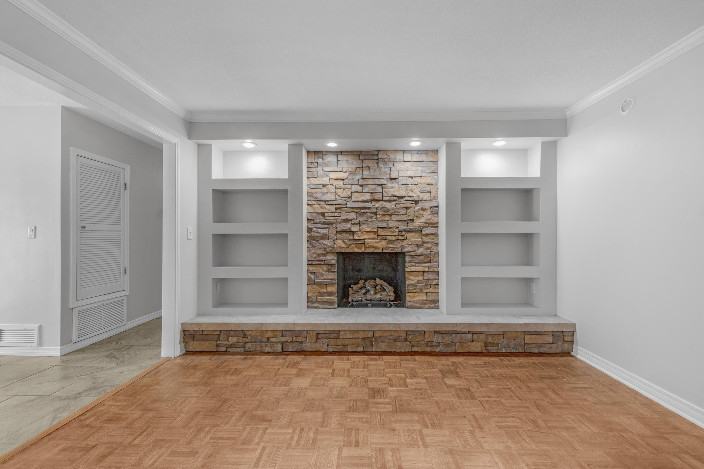 BAYOU POQUITO - Residential