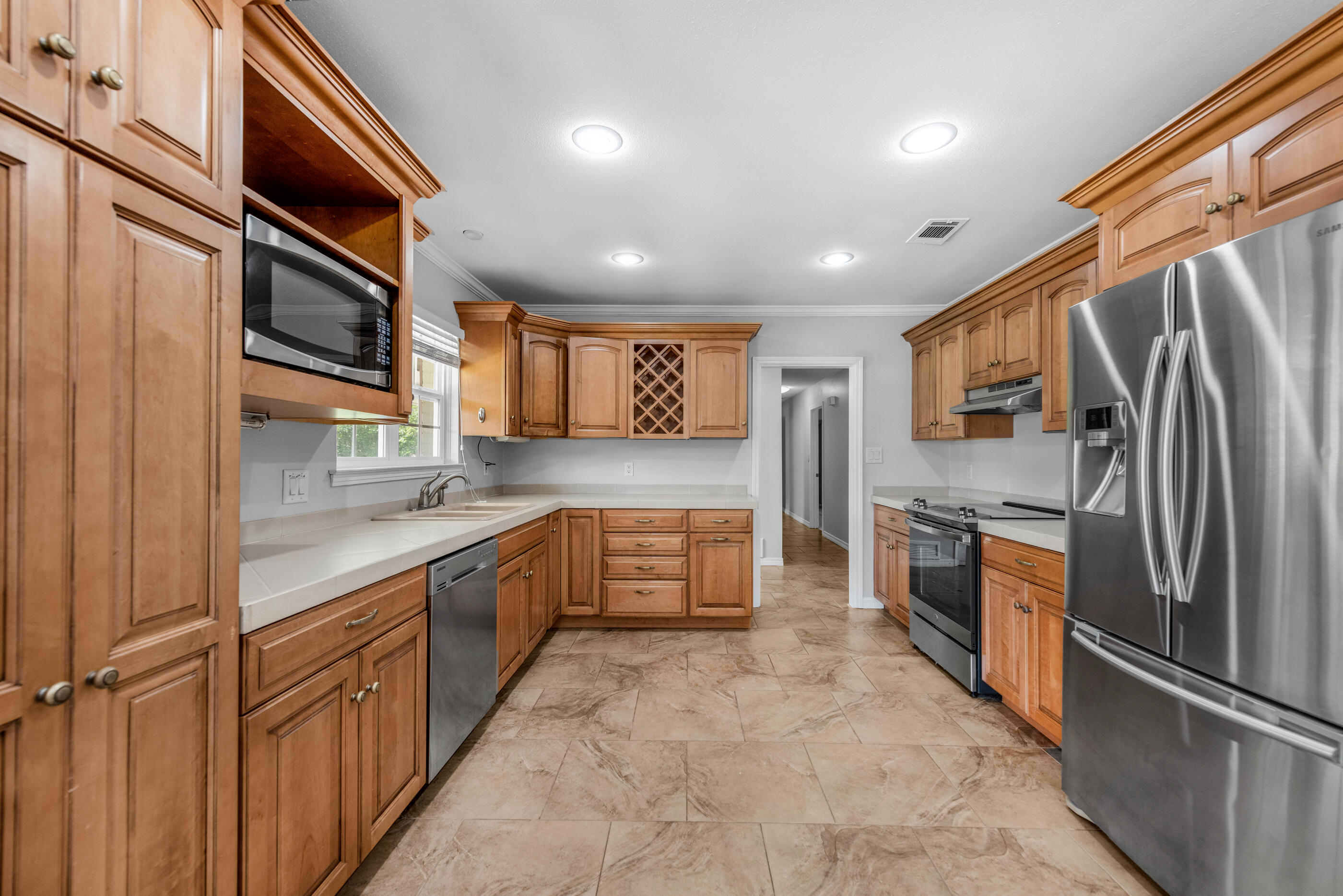 BAYOU POQUITO - Residential