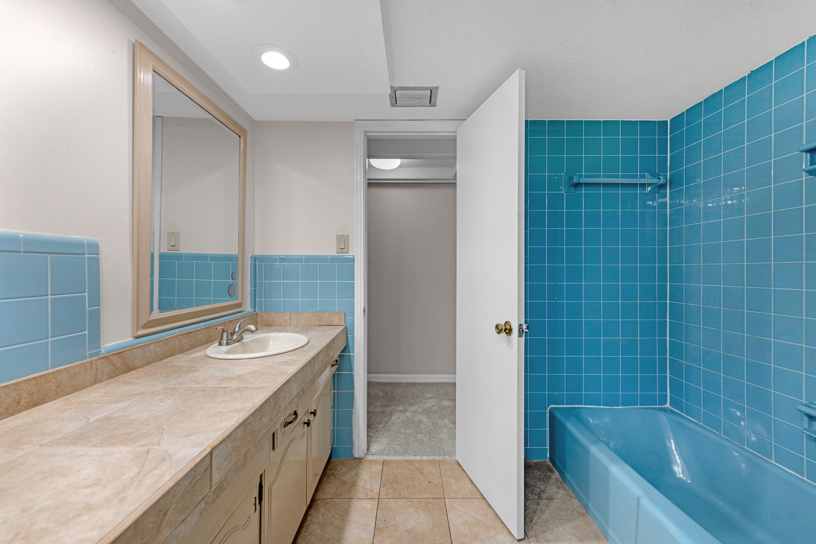 BAYOU POQUITO - Residential