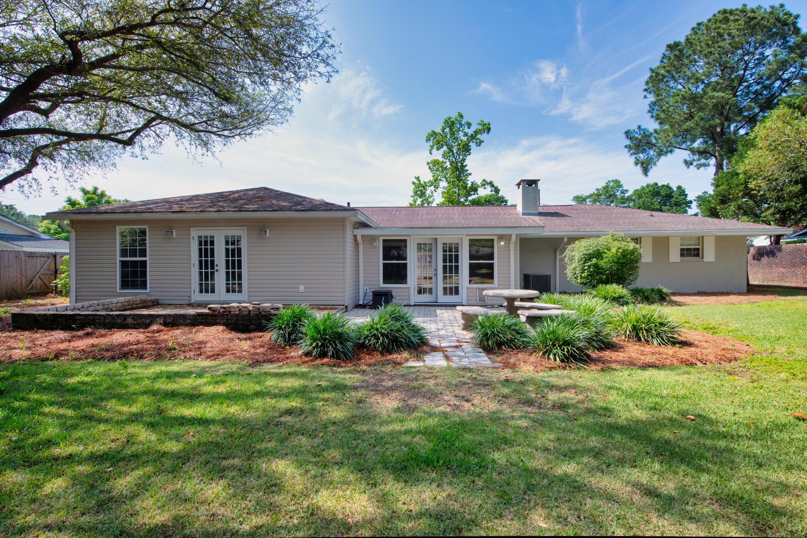 BAYOU POQUITO - Residential