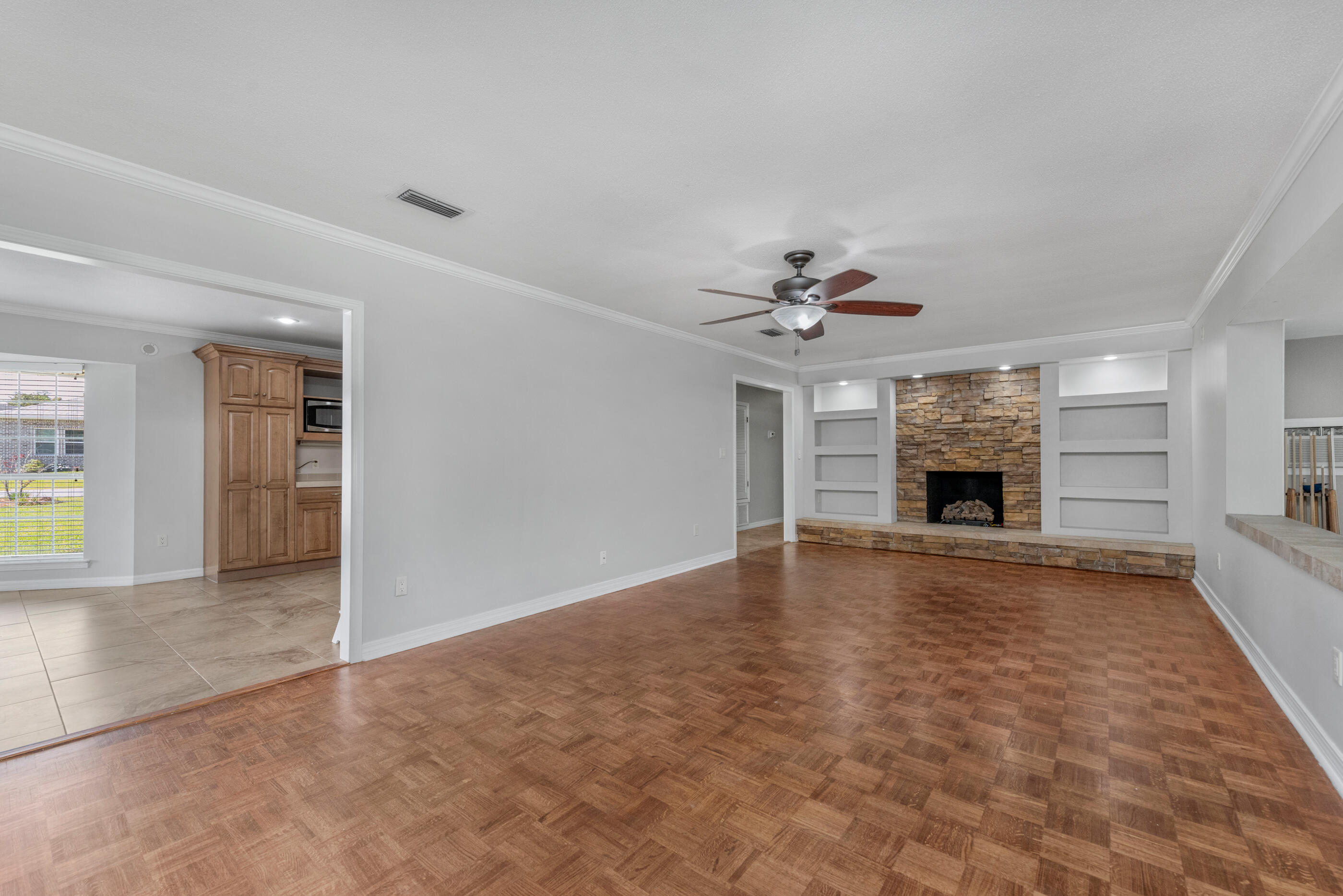 BAYOU POQUITO - Residential