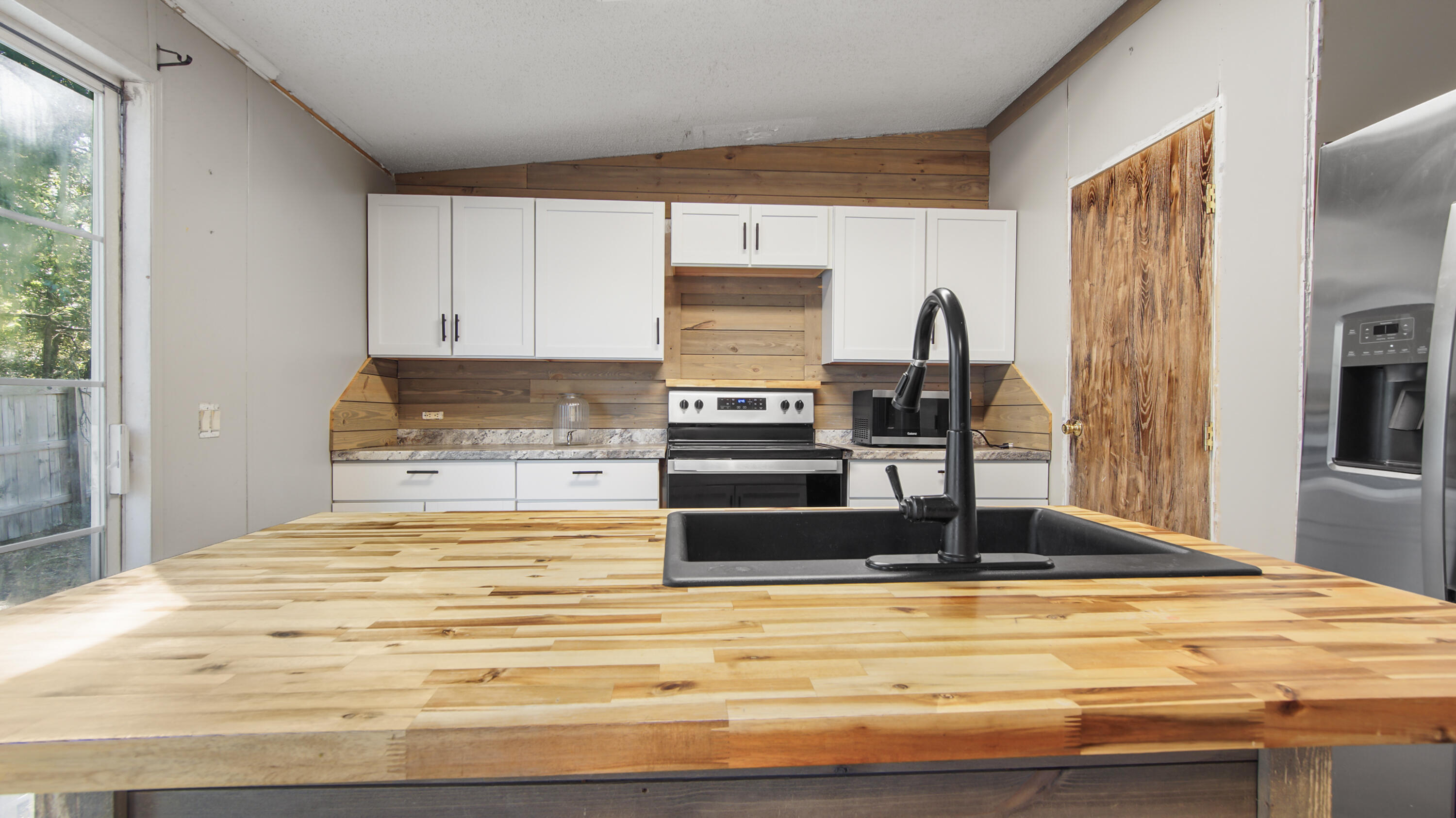 OAKWOOD HILLS UNIT 1 - Residential