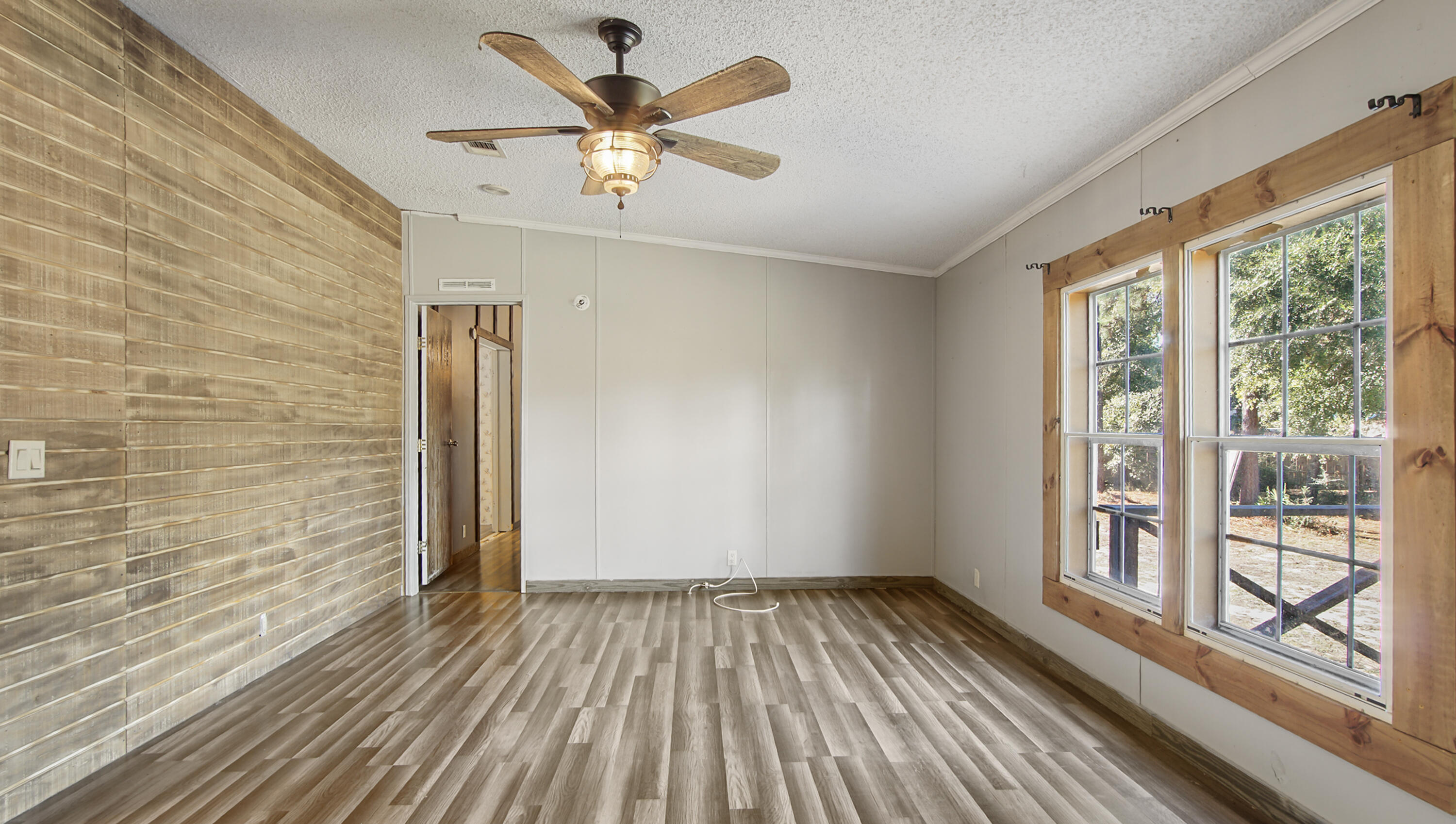 OAKWOOD HILLS UNIT 1 - Residential