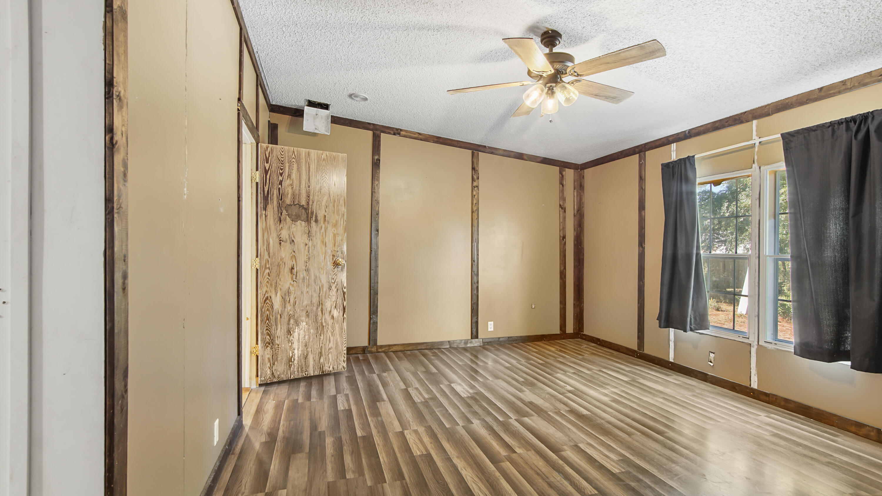 OAKWOOD HILLS UNIT 1 - Residential