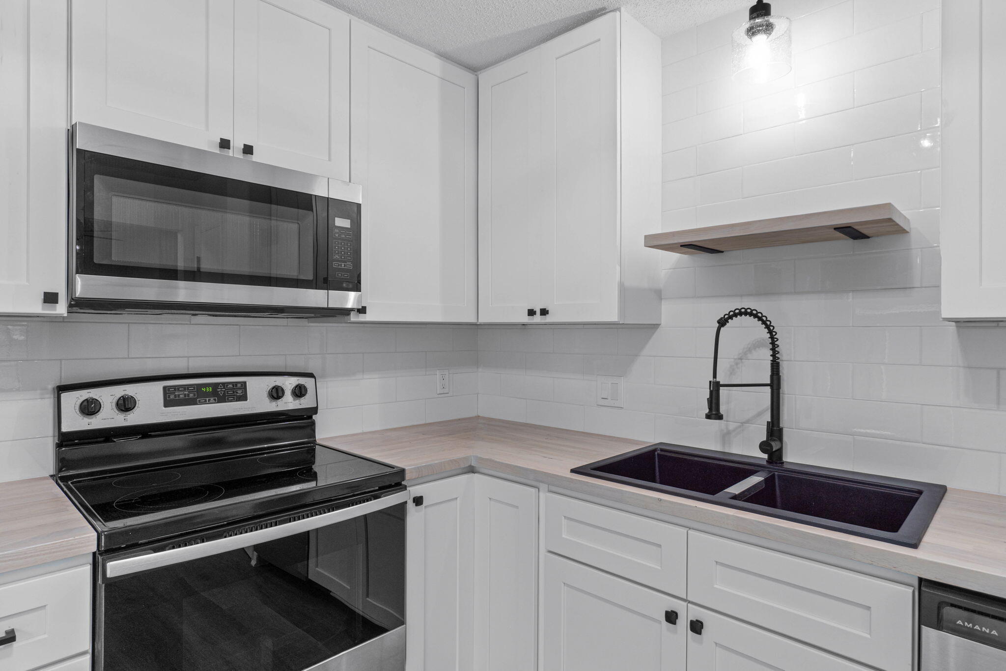 HIDDEN TRAILS PH 1 - Residential