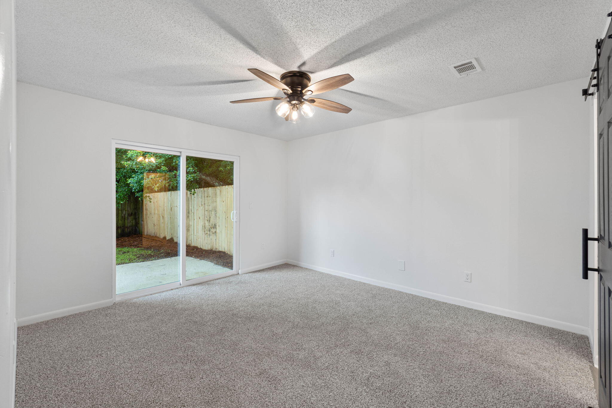 HIDDEN TRAILS PH 1 - Residential