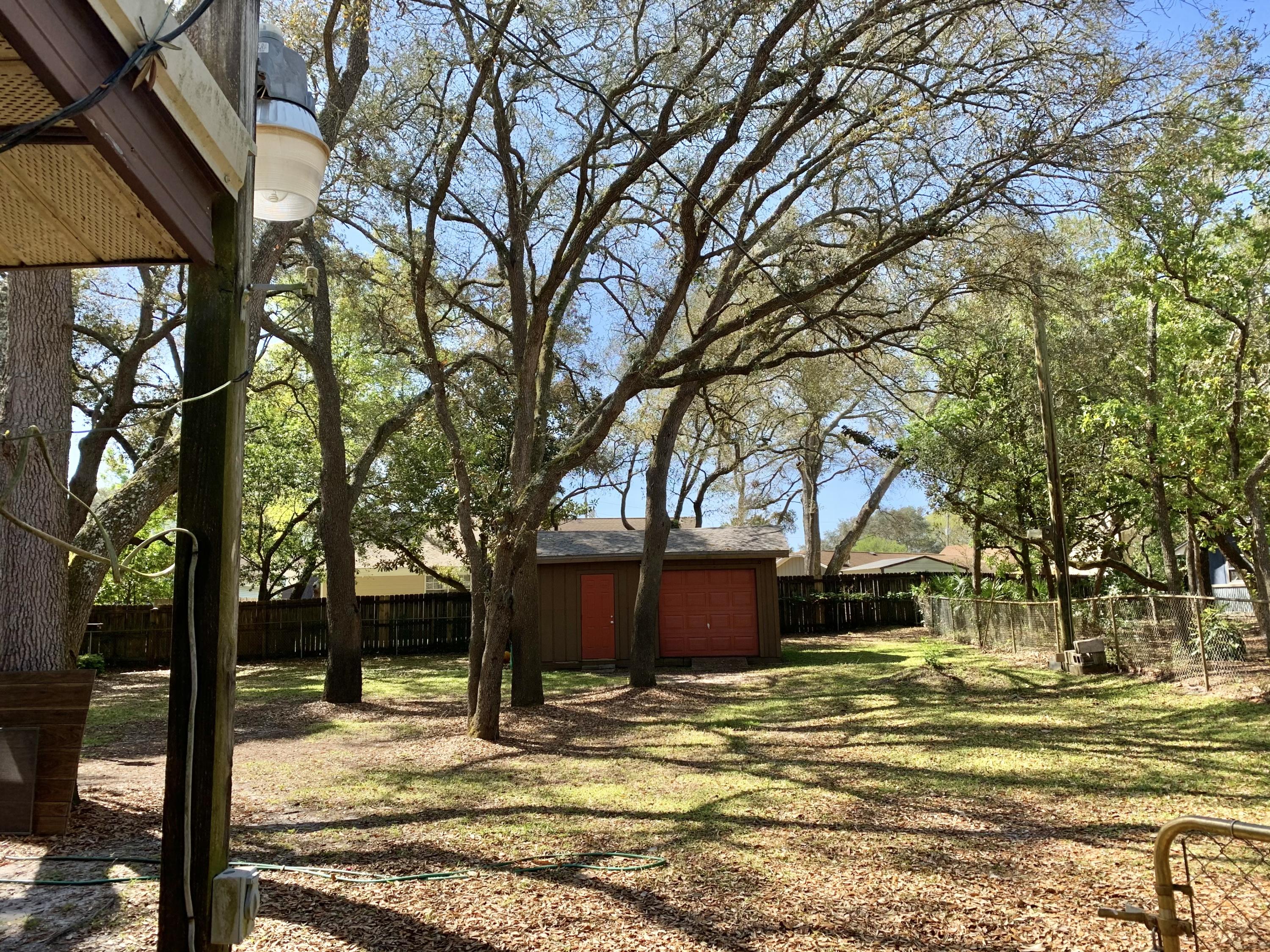 CALHOUN S/D TO DESTIN - Residential