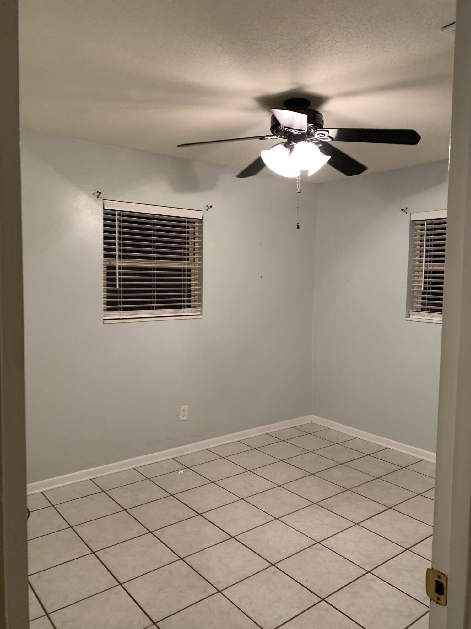 CALHOUN S/D TO DESTIN - Residential