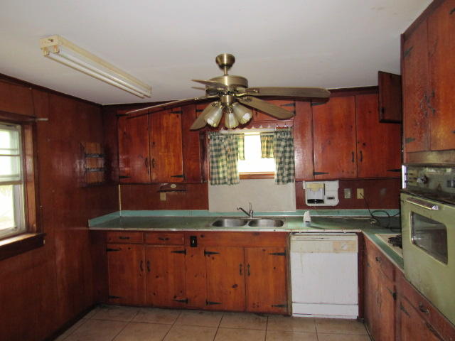 EDNEYS 2ND ADDN - Residential