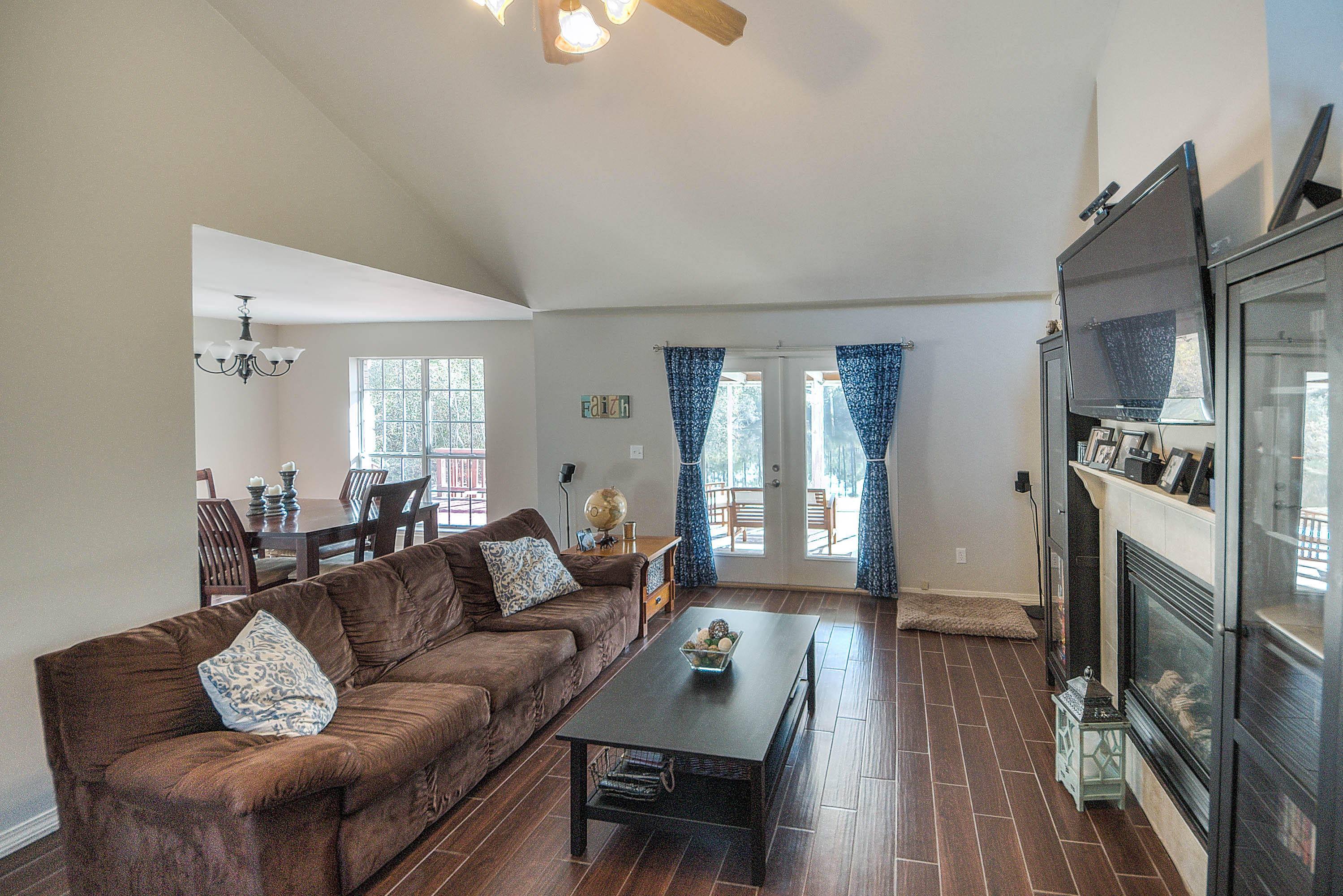 MACK BAYOU PARK - Residential