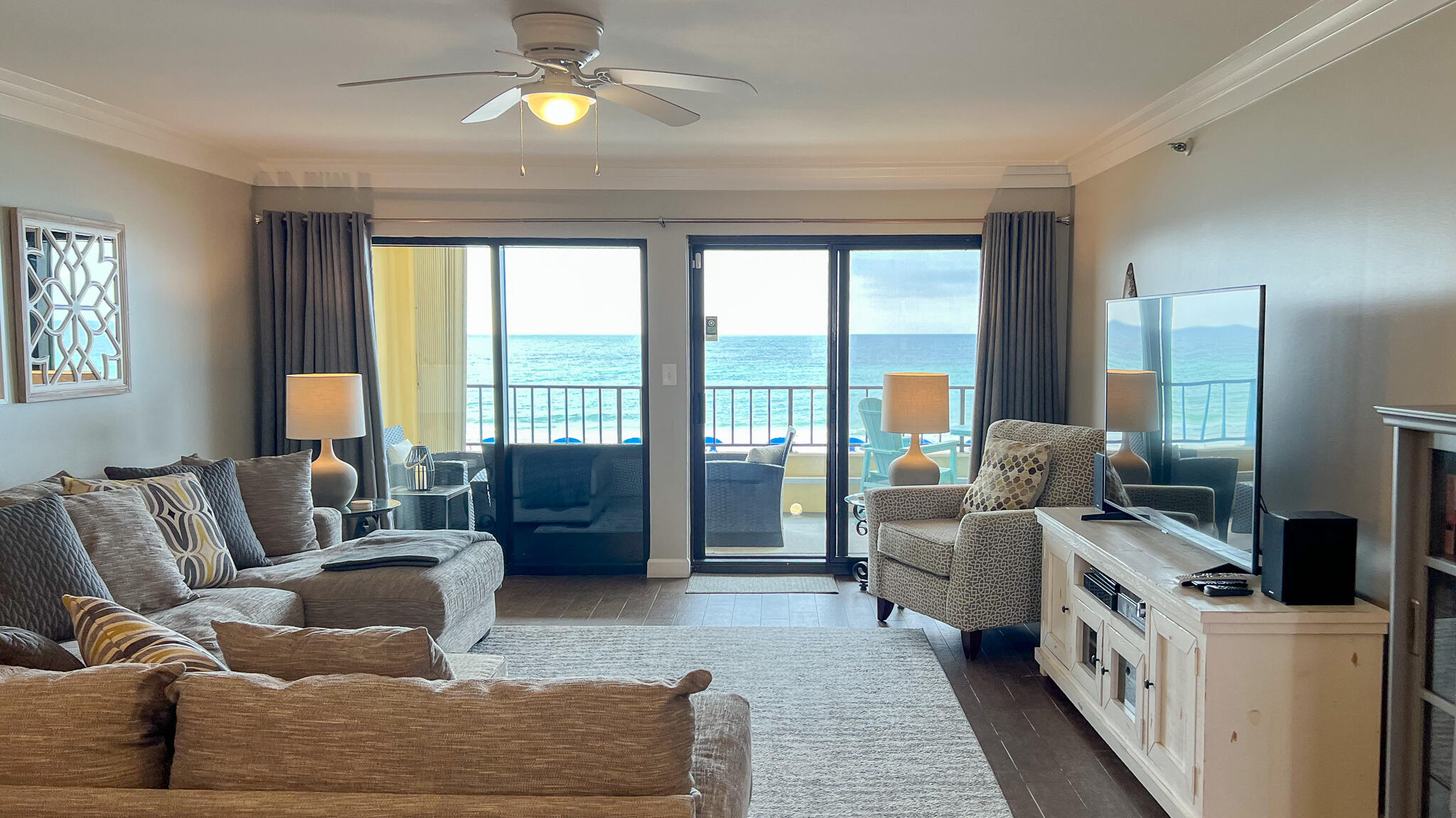 SURF DWELLER CONDO - Residential