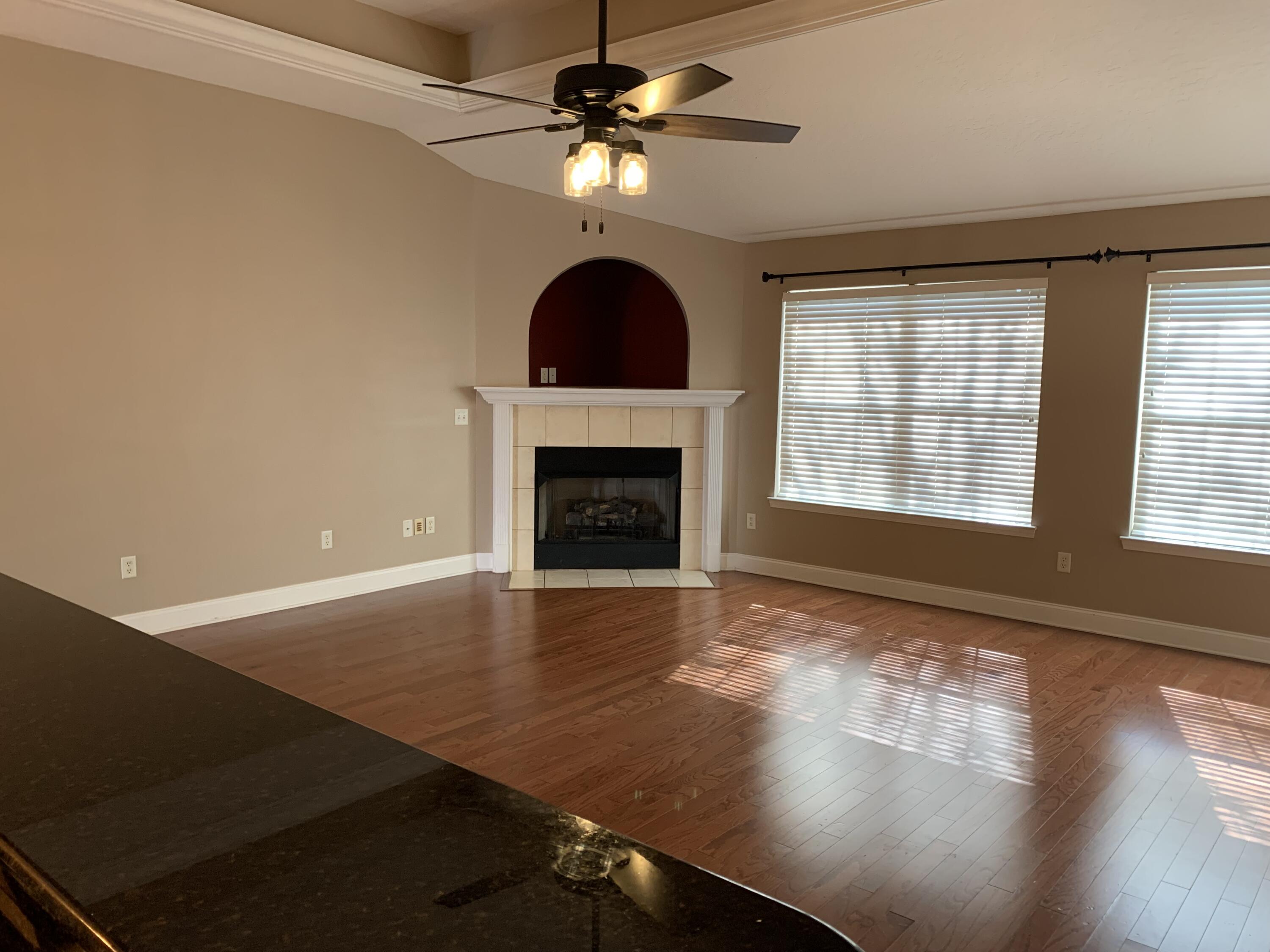 BRIDGEPORT COLONY - Residential Lease