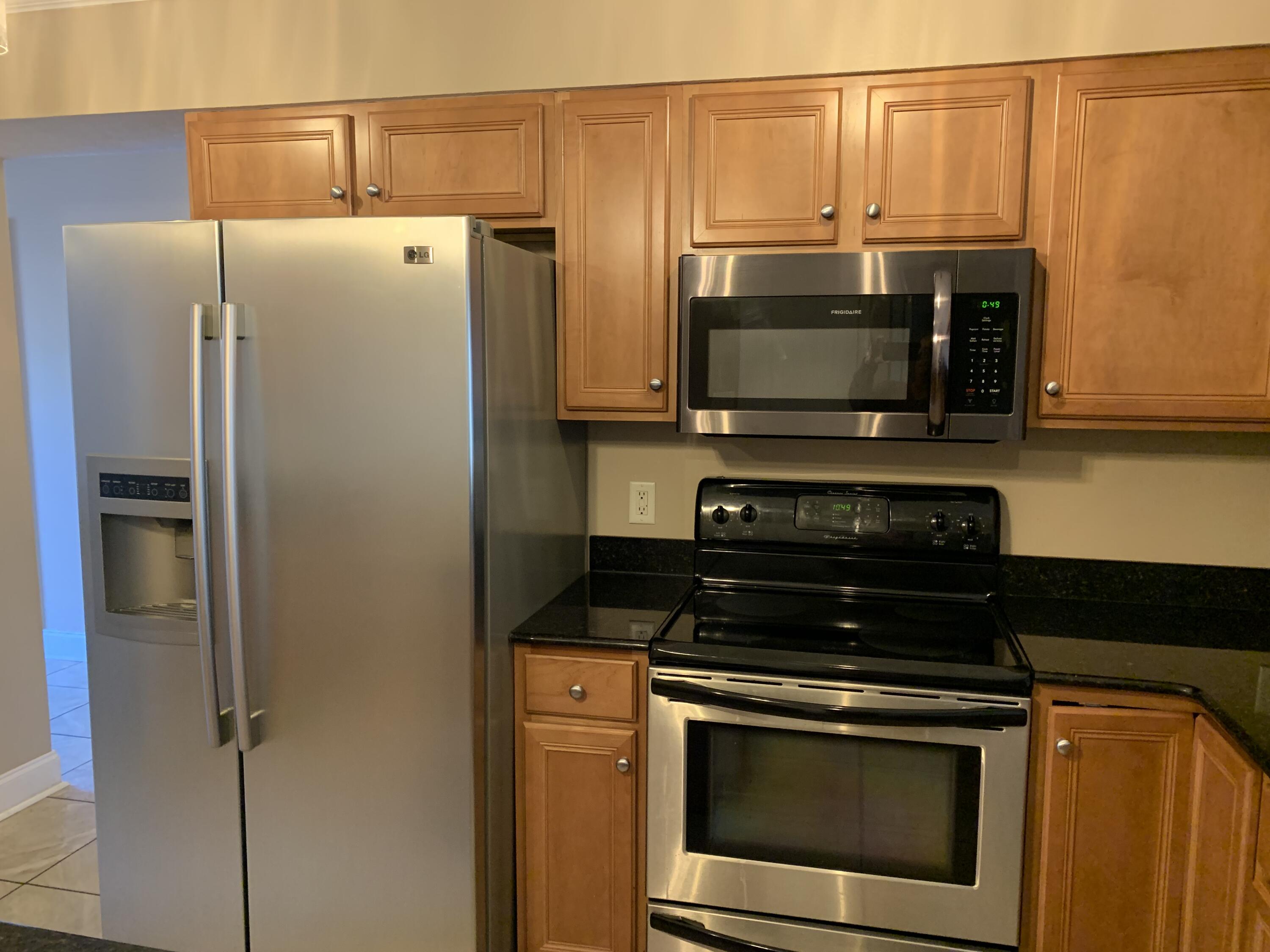 BRIDGEPORT COLONY - Residential Lease