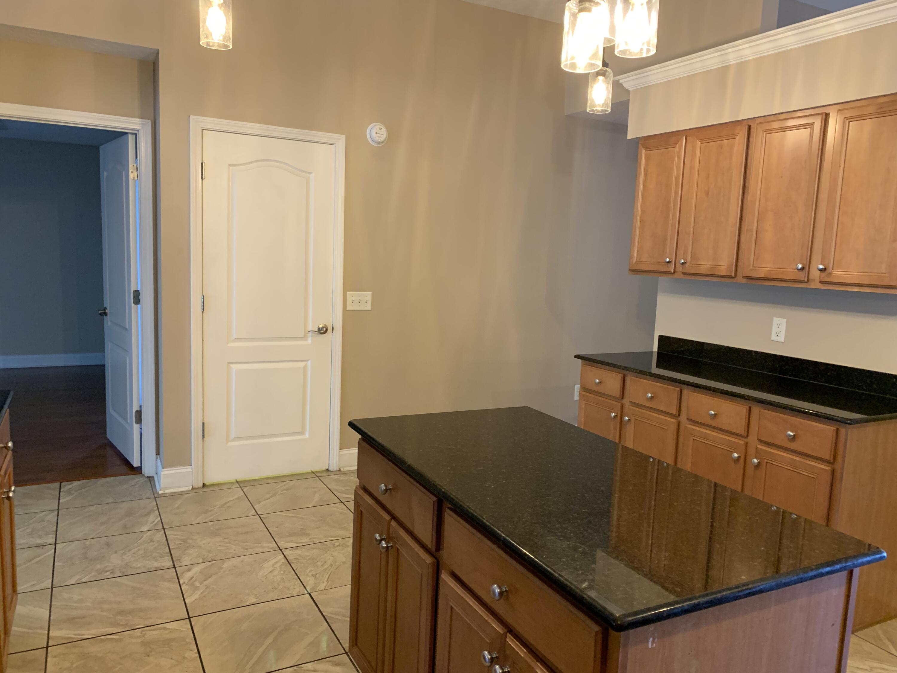 BRIDGEPORT COLONY - Residential Lease