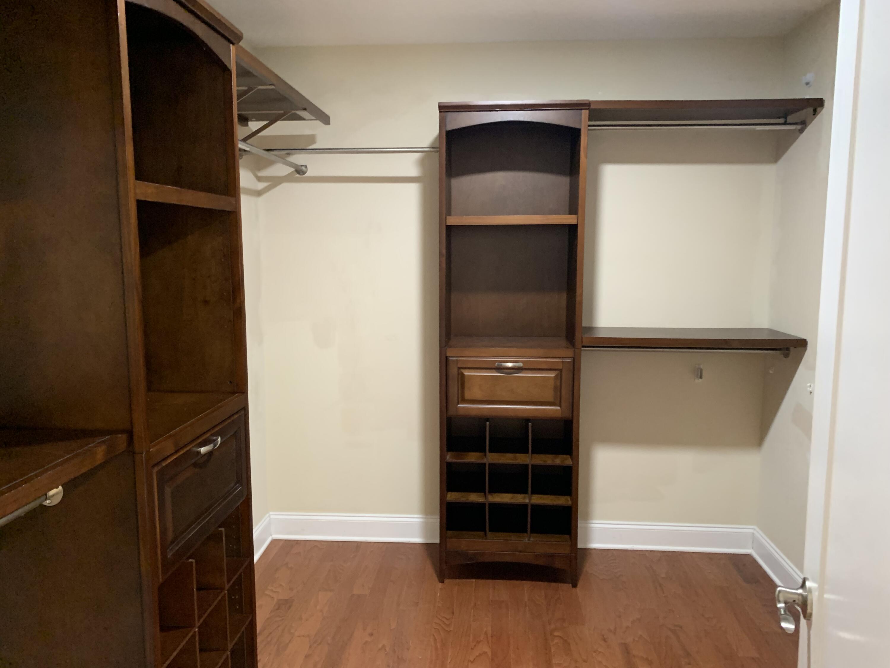 BRIDGEPORT COLONY - Residential Lease