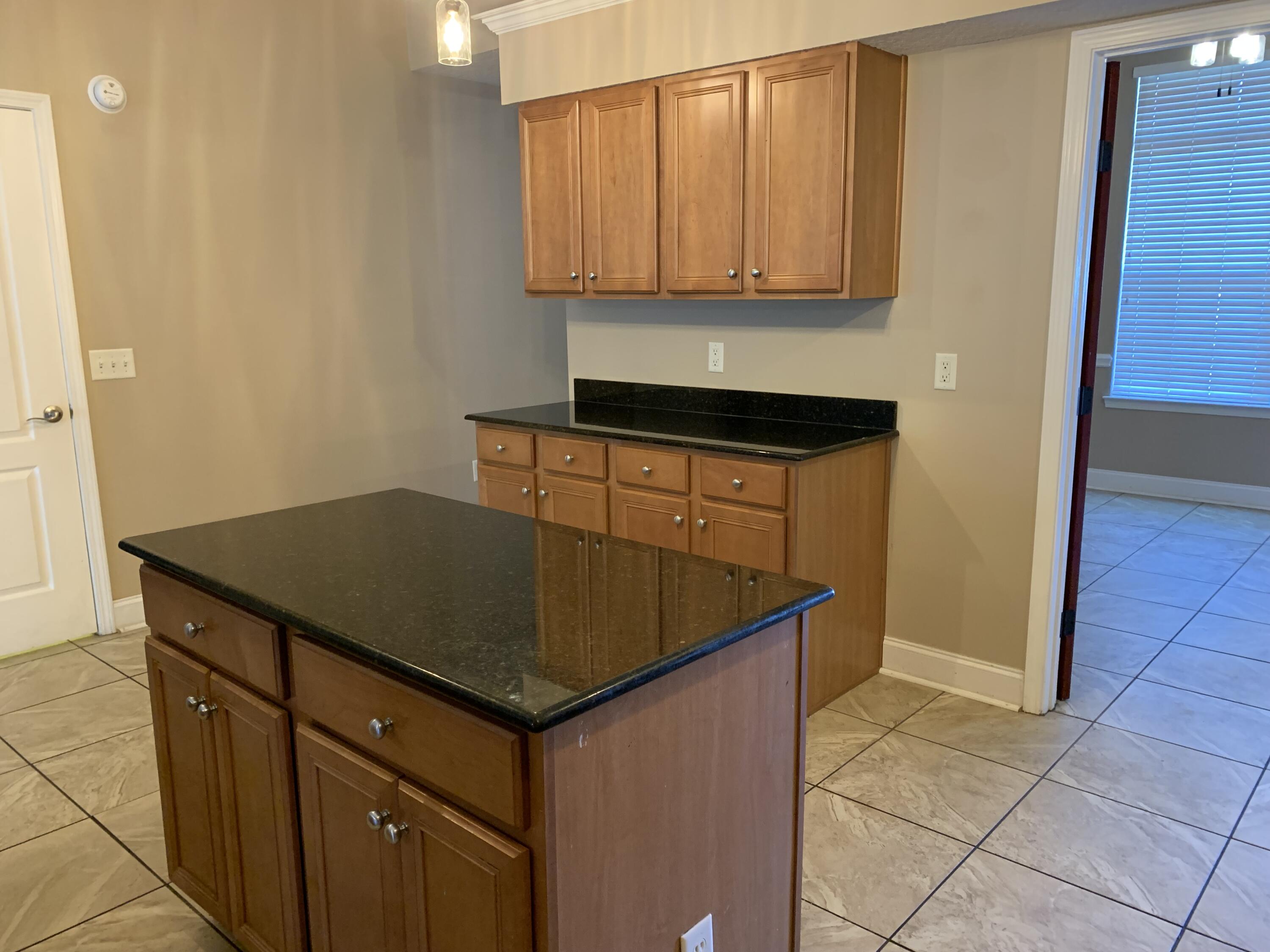 BRIDGEPORT COLONY - Residential Lease