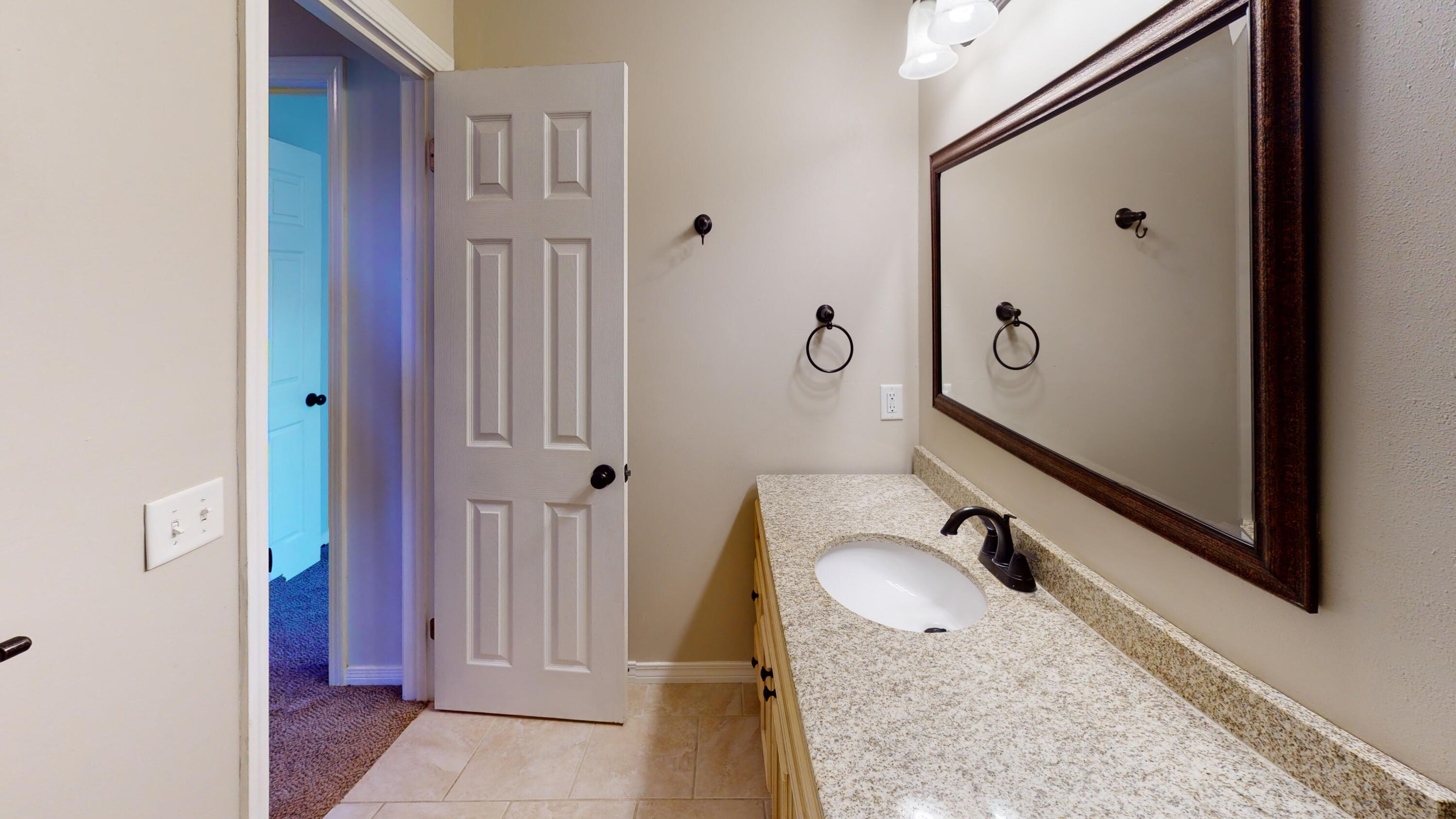 ASHLAND MANOR - Residential