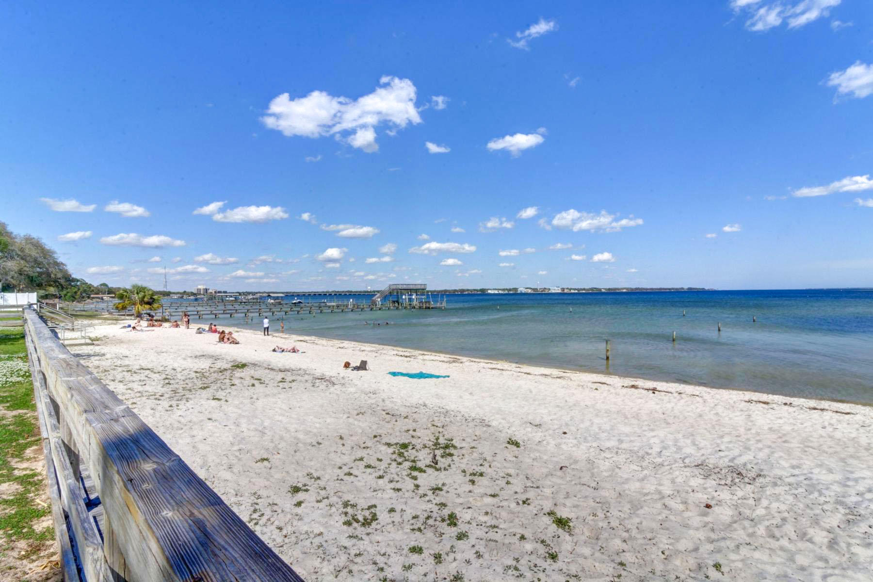 GARNIER BEACH - Residential