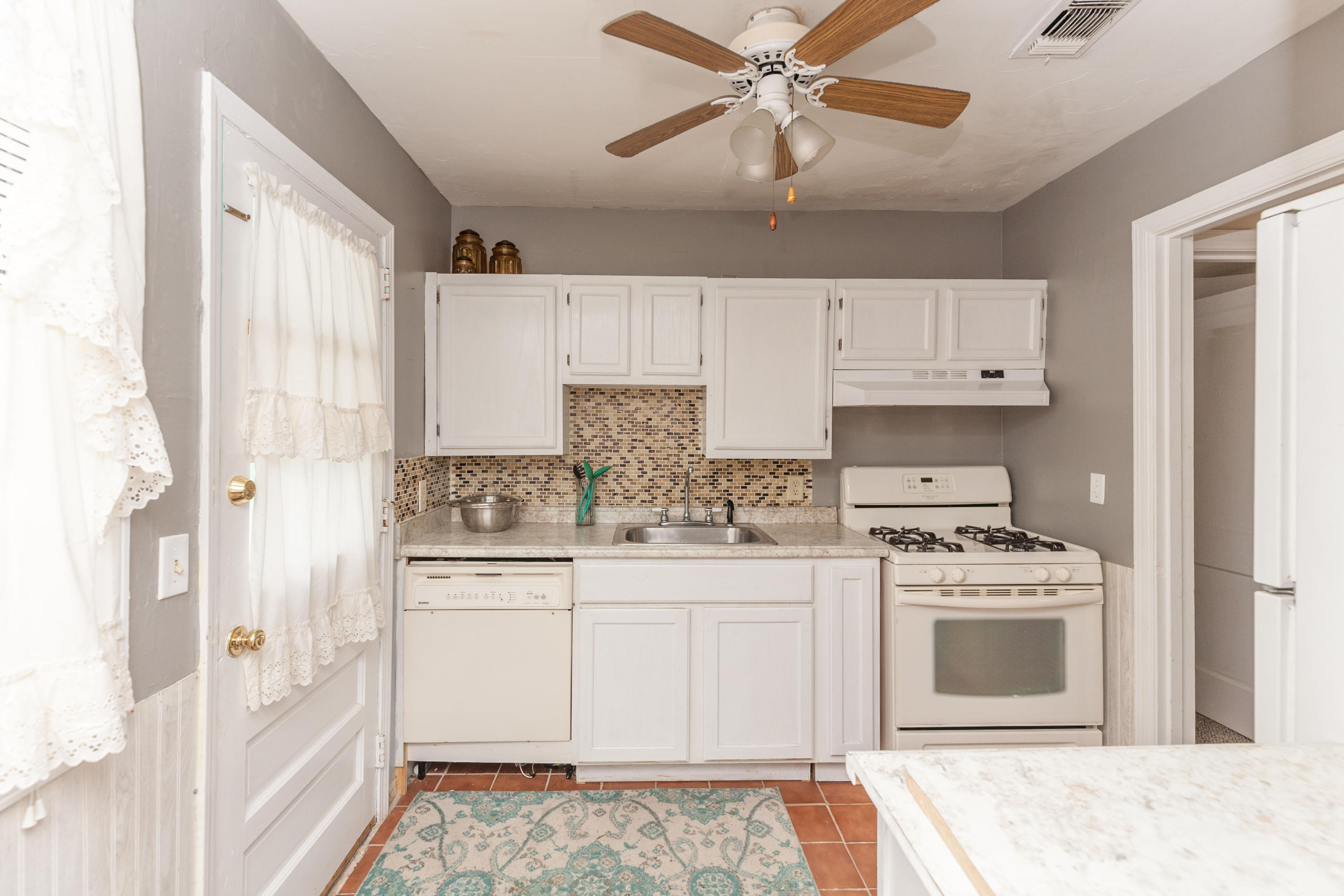 GARNIER BEACH - Residential