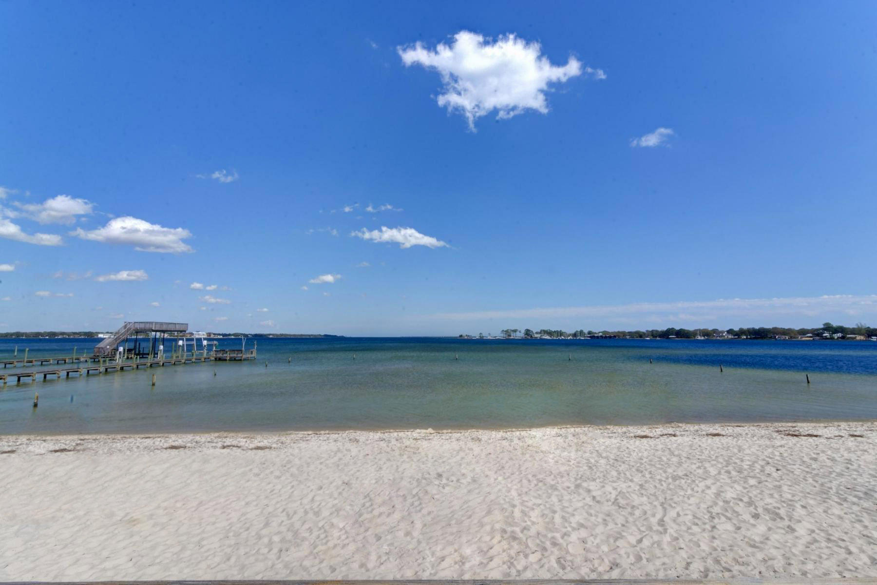 GARNIER BEACH - Residential