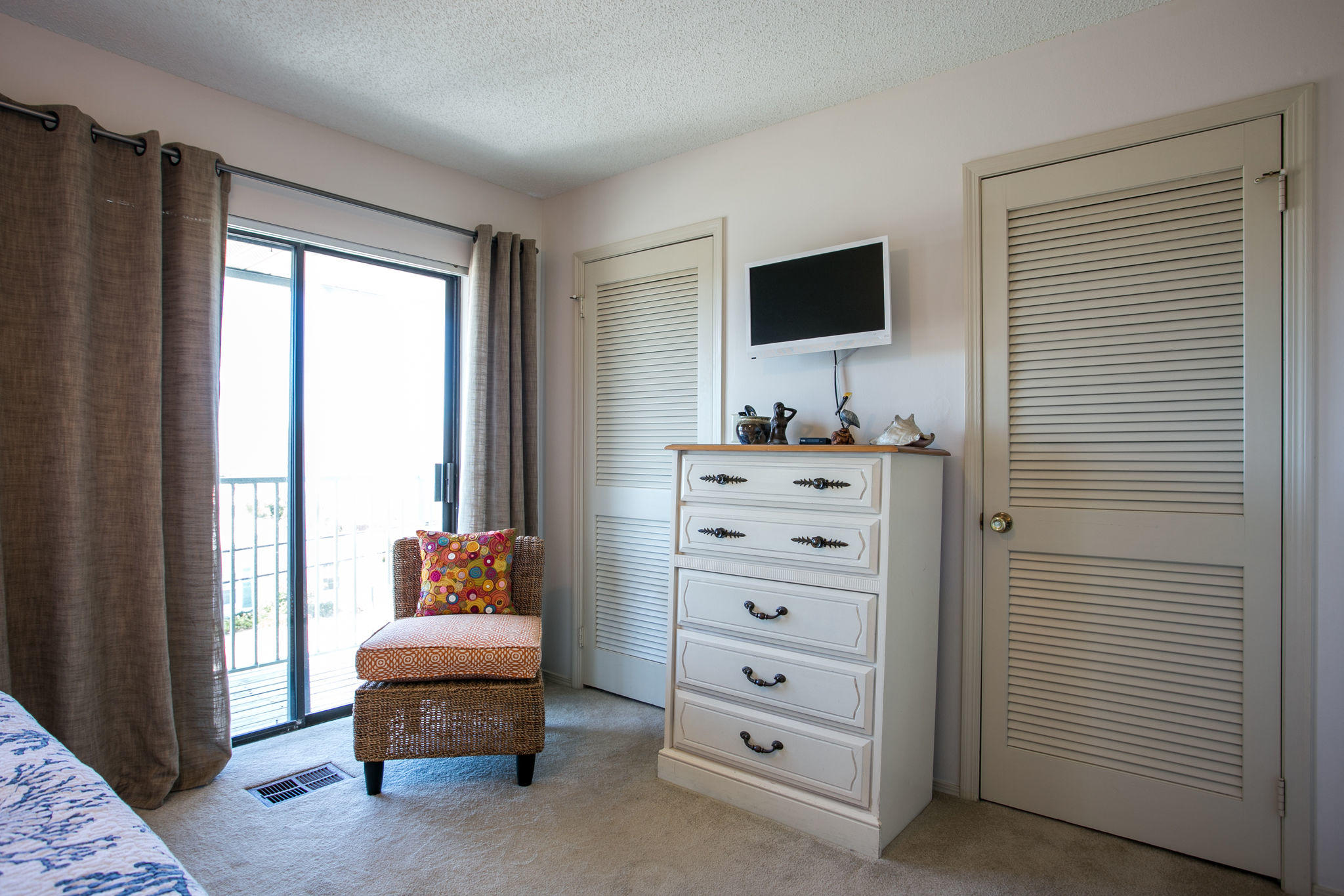 SANDPRINTS CONDO - Residential