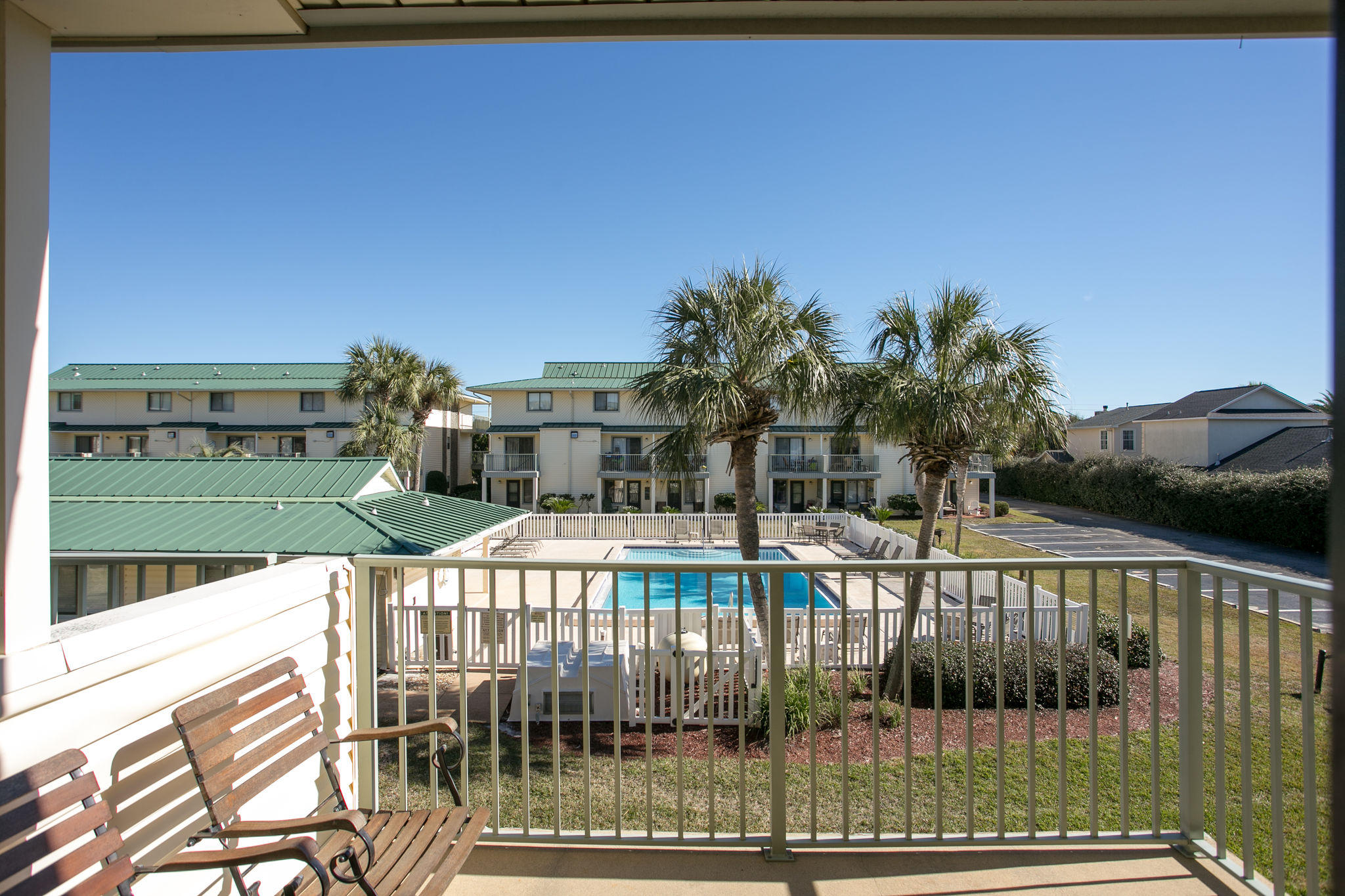 SANDPRINTS CONDO - Residential