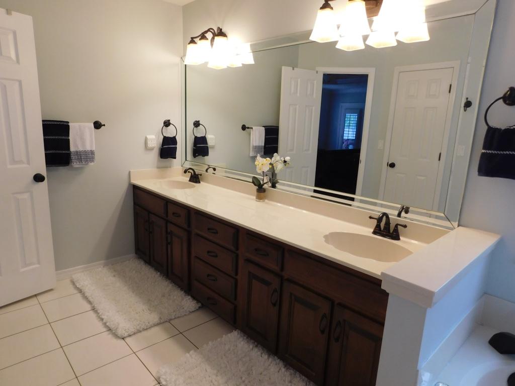 ROCKY BAYOU ESTATES 09 - Residential