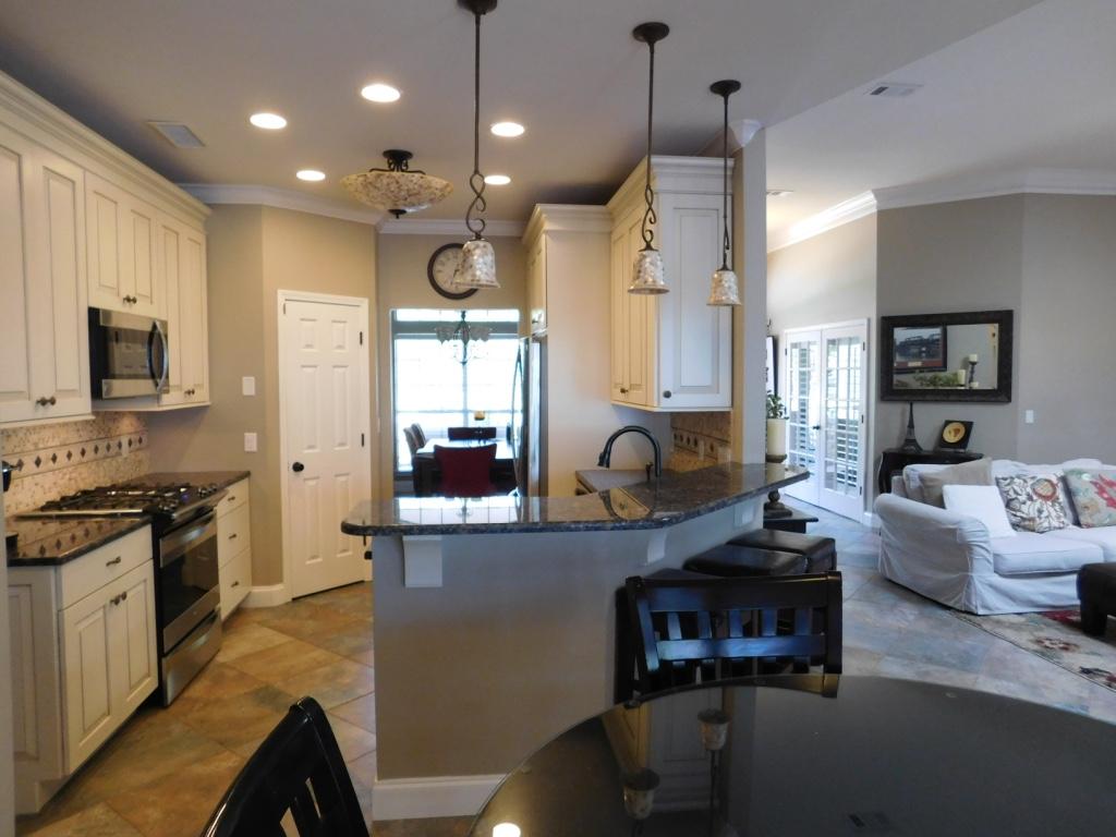 ROCKY BAYOU ESTATES 09 - Residential