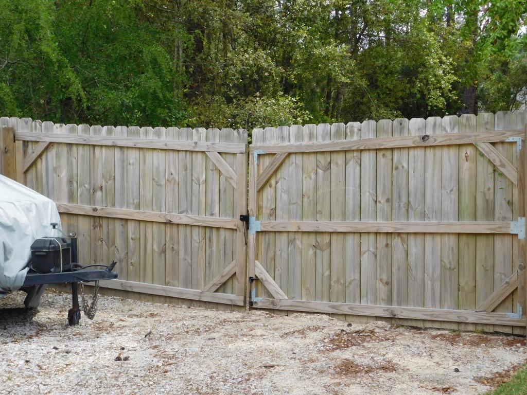 ROCKY BAYOU ESTATES 09 - Residential