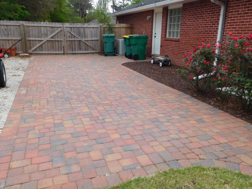 ROCKY BAYOU ESTATES 09 - Residential