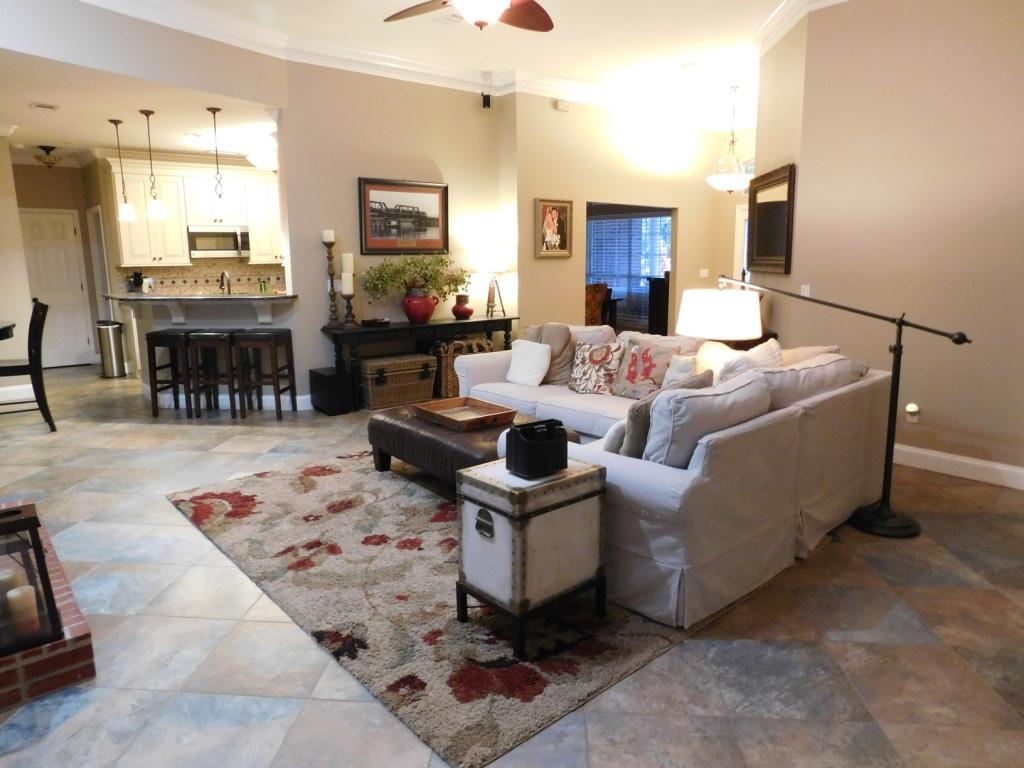 ROCKY BAYOU ESTATES 09 - Residential