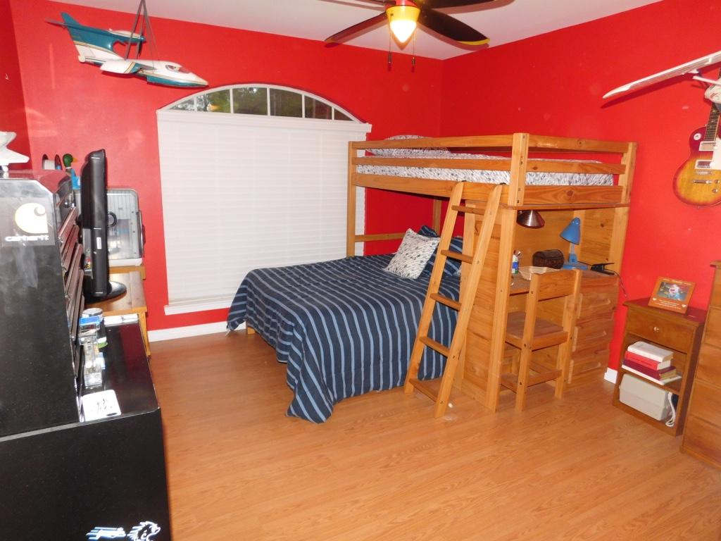 ROCKY BAYOU ESTATES 09 - Residential