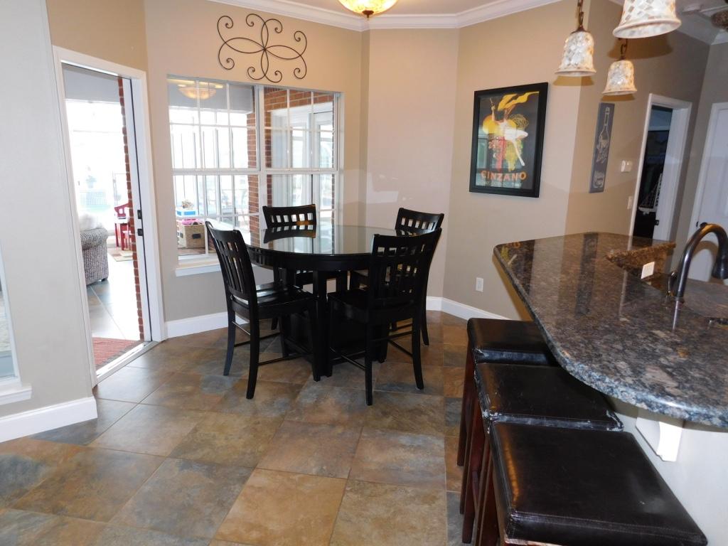 ROCKY BAYOU ESTATES 09 - Residential