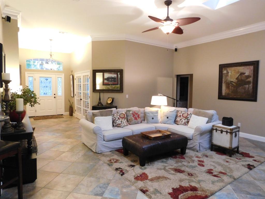 ROCKY BAYOU ESTATES 09 - Residential