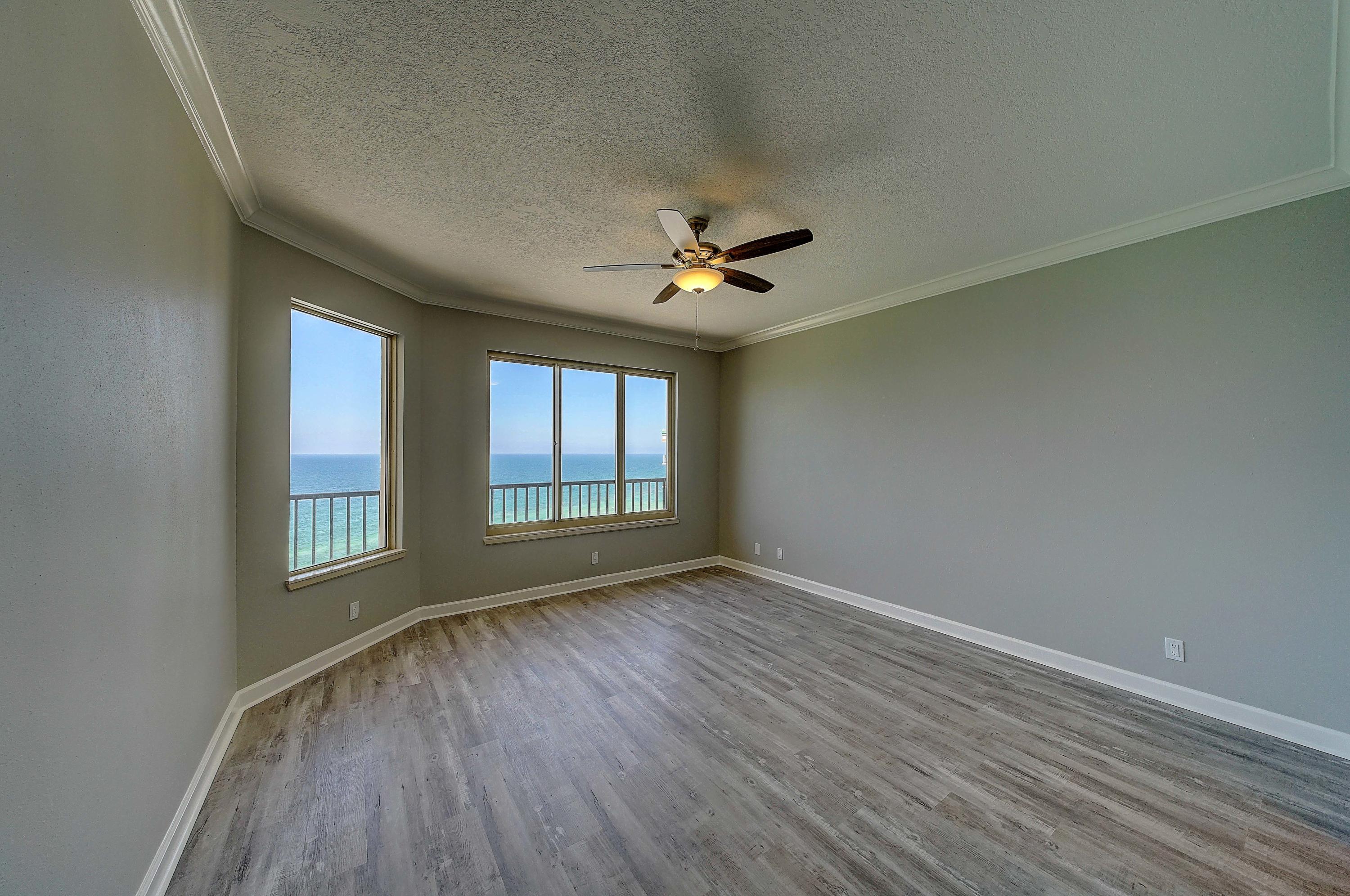 SUMMERWIND CONDOS - Residential