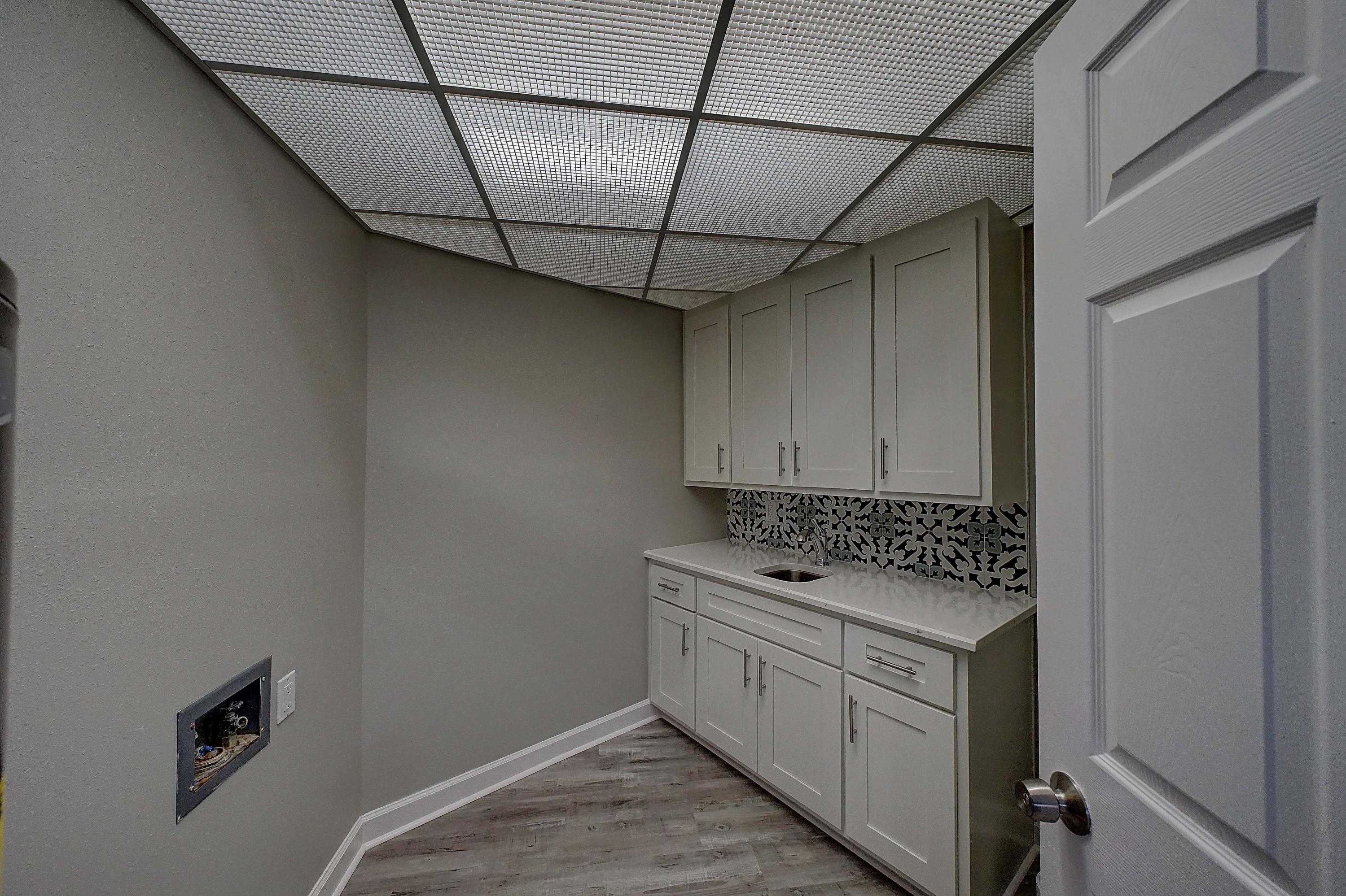 SUMMERWIND CONDOS - Residential