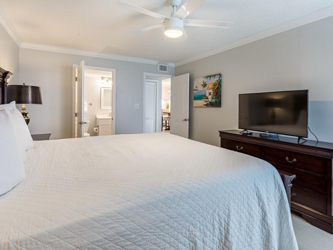 ISLAND ECHO CONDO - Residential