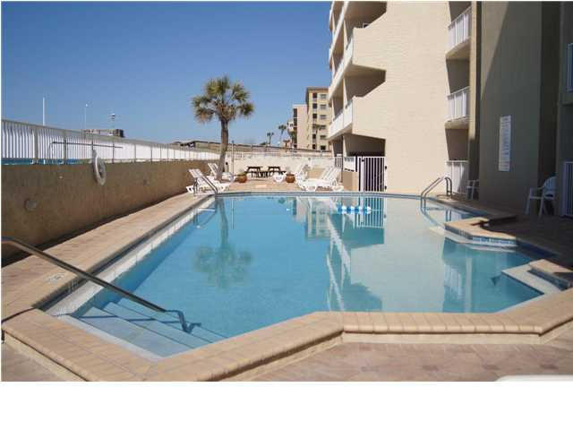 ISLAND ECHO CONDO - Residential